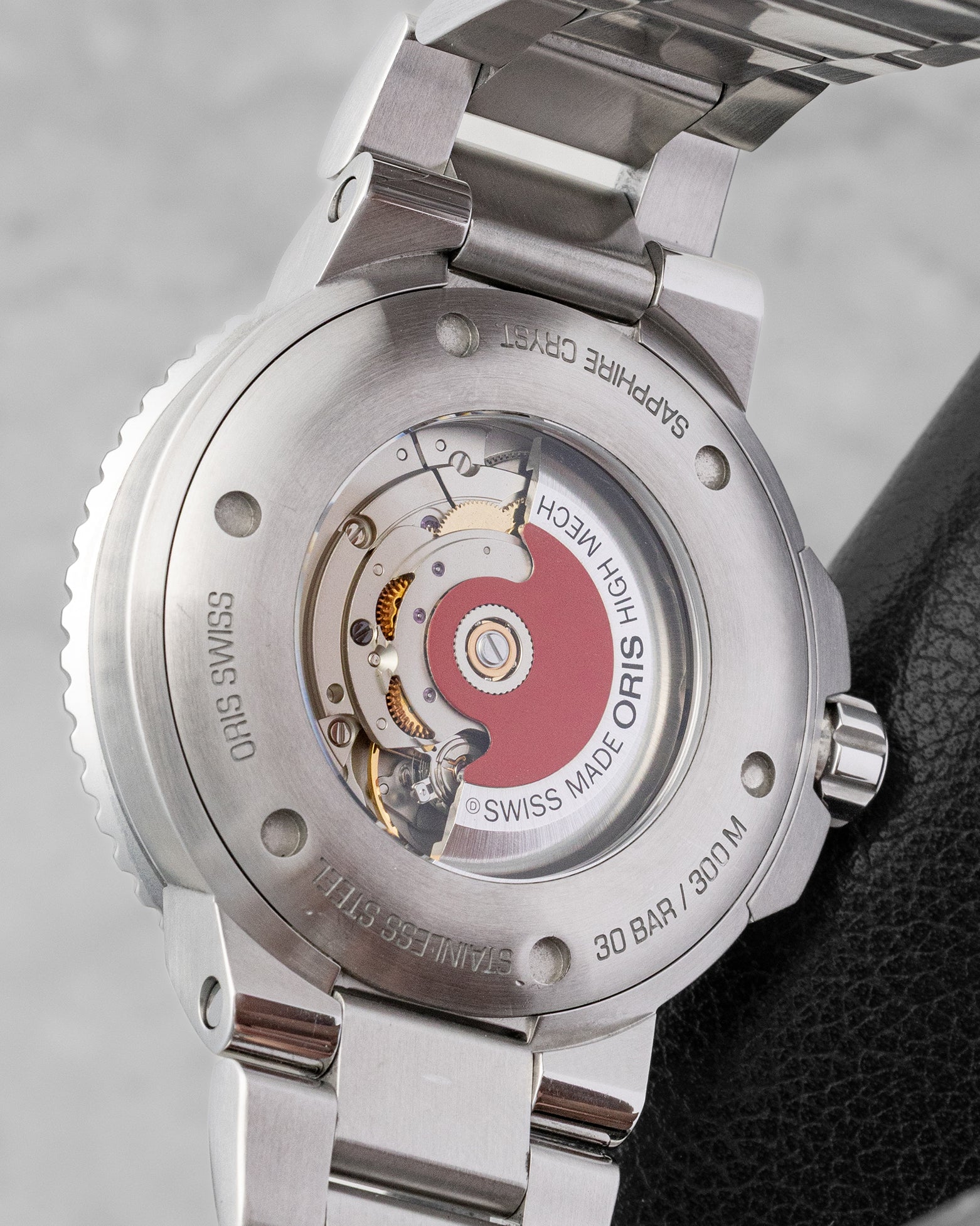 black dial Oris Aquis Date 01 733 7789 4154 | Noah's Fine Watches Dallas
