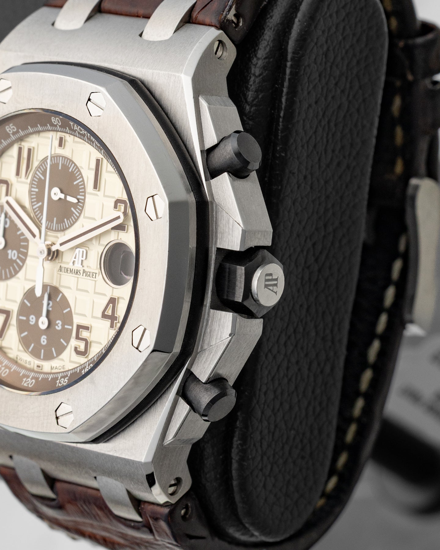 AP Royal Oak Offshore 26470ST.OO.A801CR.01 | Noahs Fine Jewelry and Watches TX