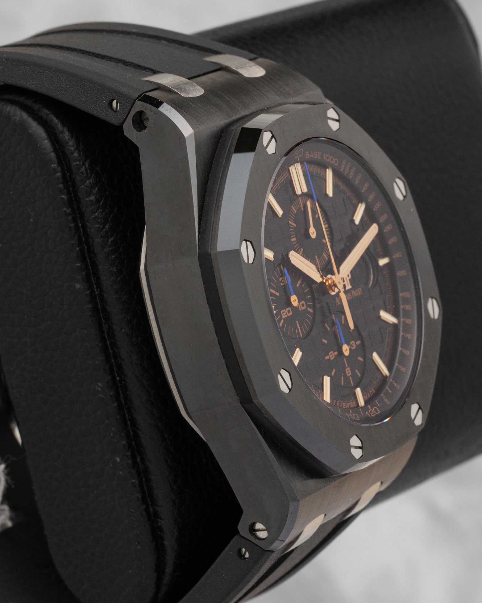 AP Royal Oak Chronograph 44 26405CE – Noah's Fine Watches & Jewelry