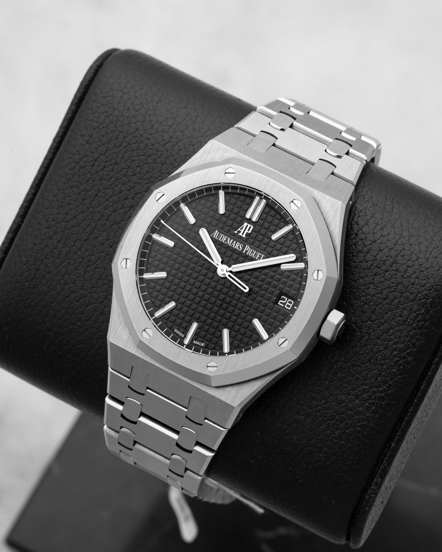 AP Royal Oak Selfwinding 15500ST.OO.1220ST.03 | Noah's Fine Watches & Jewelry TX