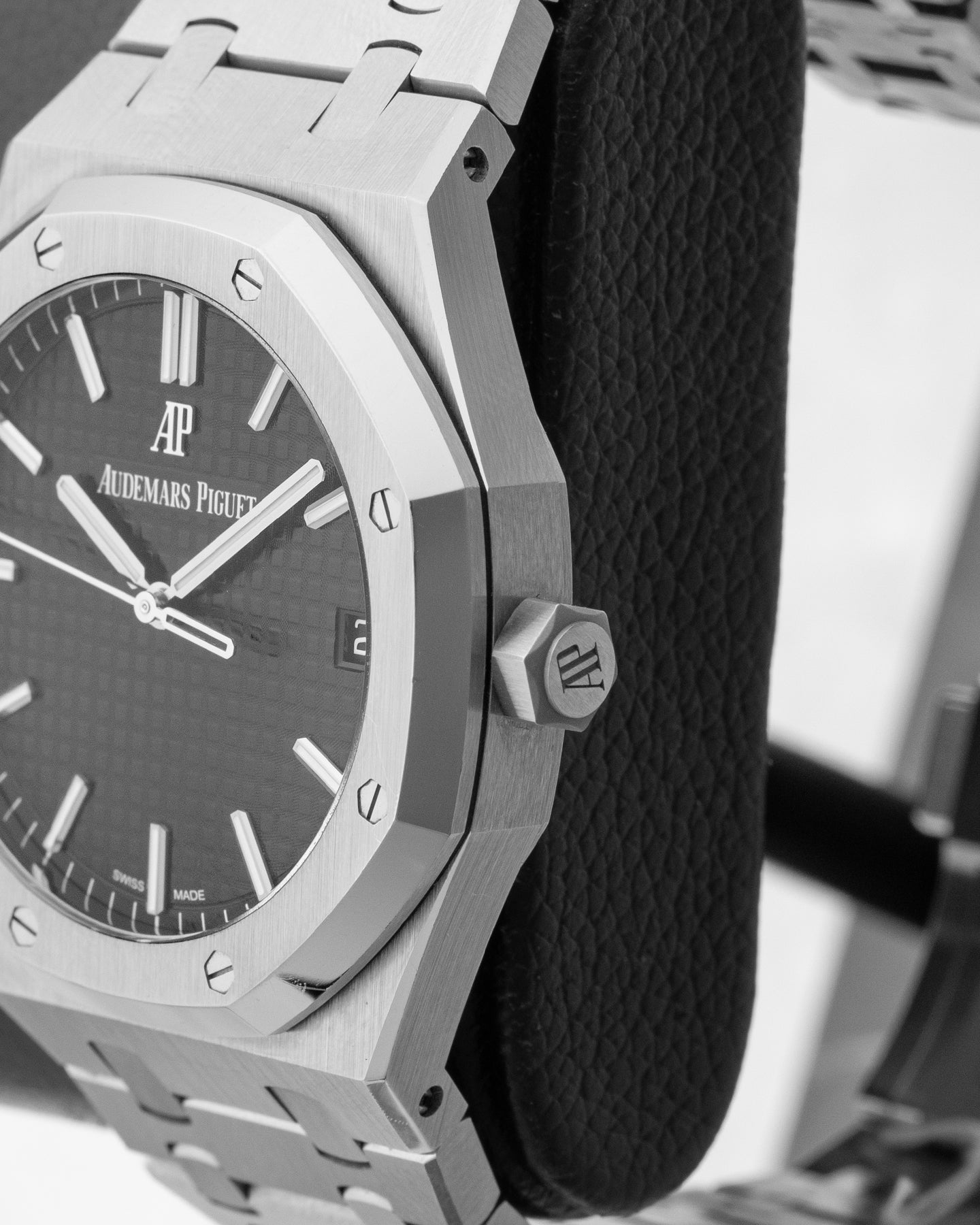 AP Royal Oak Selfwinding 15500ST.OO.1220ST.03 | Noah's Fine Watches & Jewelry TX