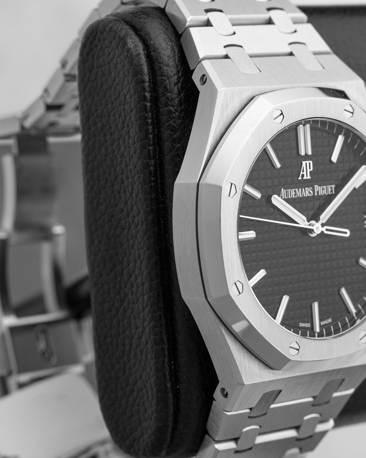 AP Royal Oak Selfwinding 15500ST.OO.1220ST.03 | Noah's Fine Watches & Jewelry TX