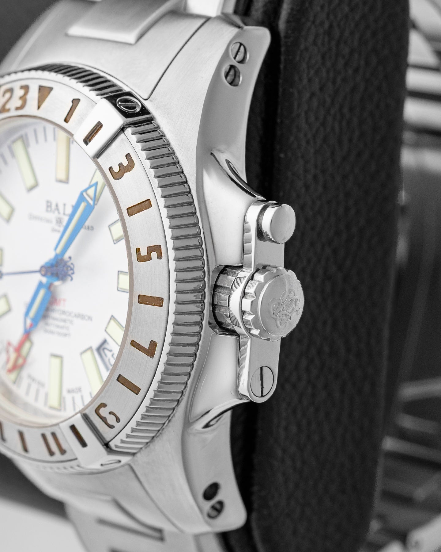 Ball Engineer Hydrocarbon GMT DG1016A | Noahs Fine Watches & Jewelry TX