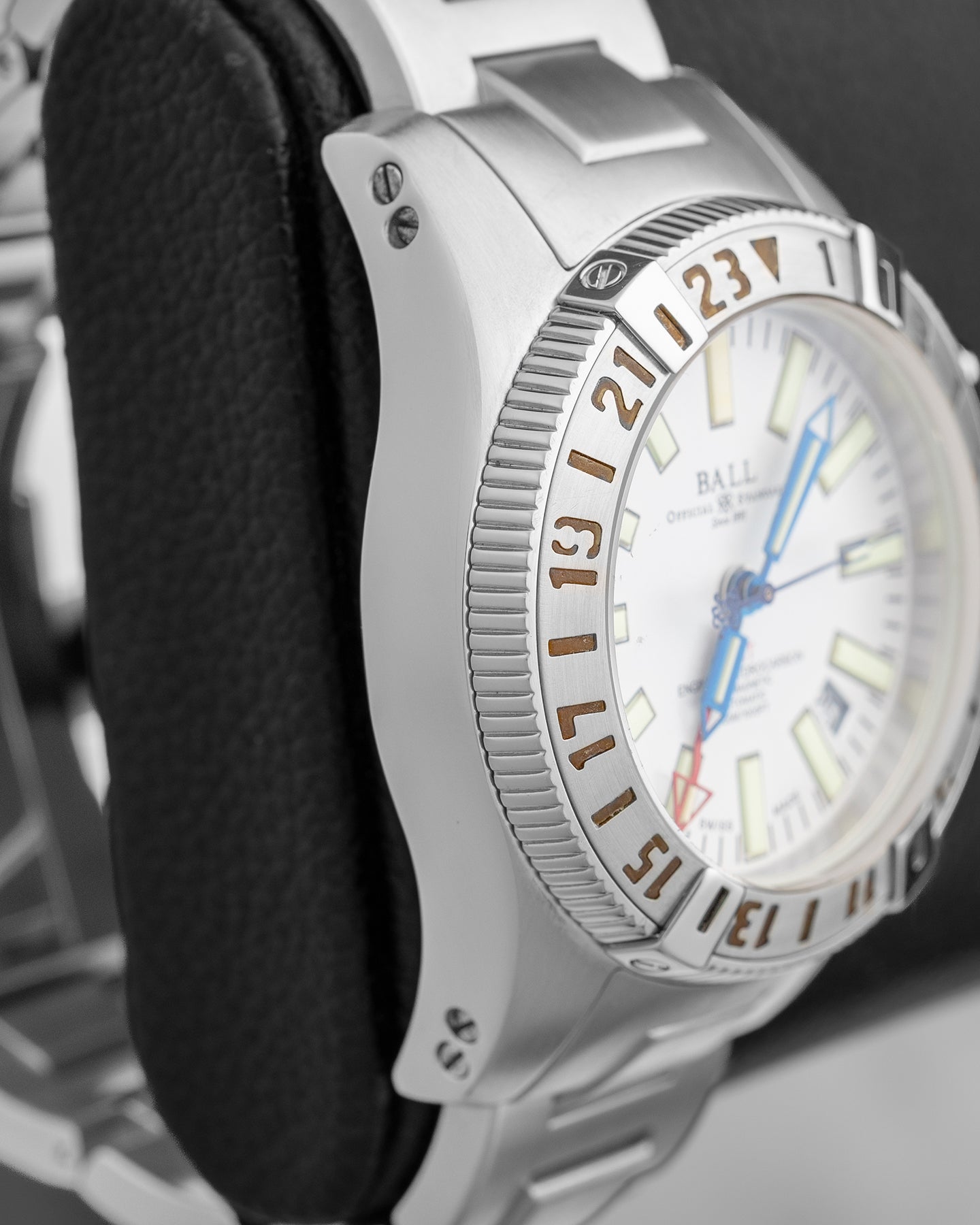 Ball Engineer Hydrocarbon GMT DG1016A | Noahs Fine Watches & Jewelry TX