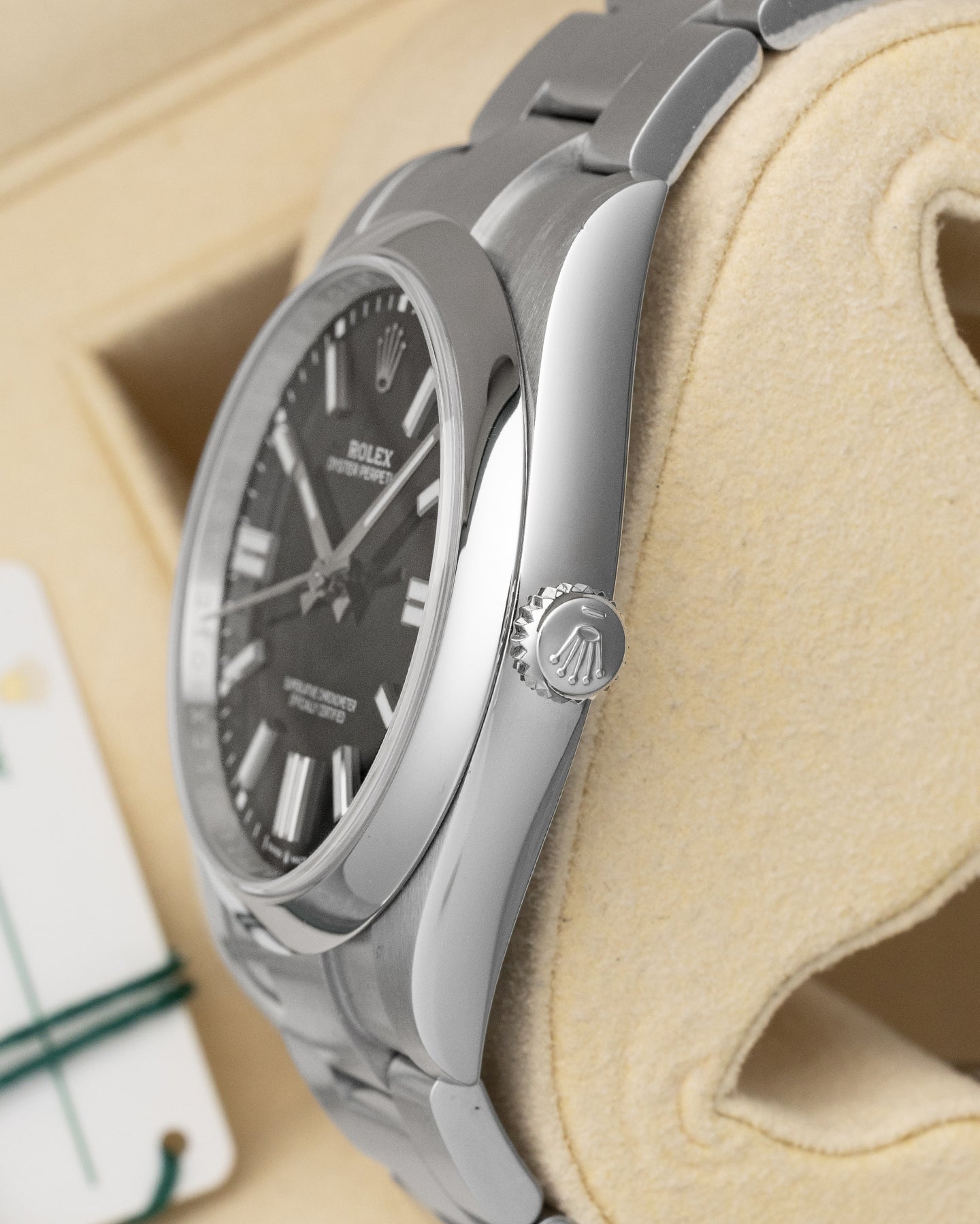 Rolex Oyster Perpetual 41 124300 | Noah's Fine Jewelry and Luxury Watches TX
