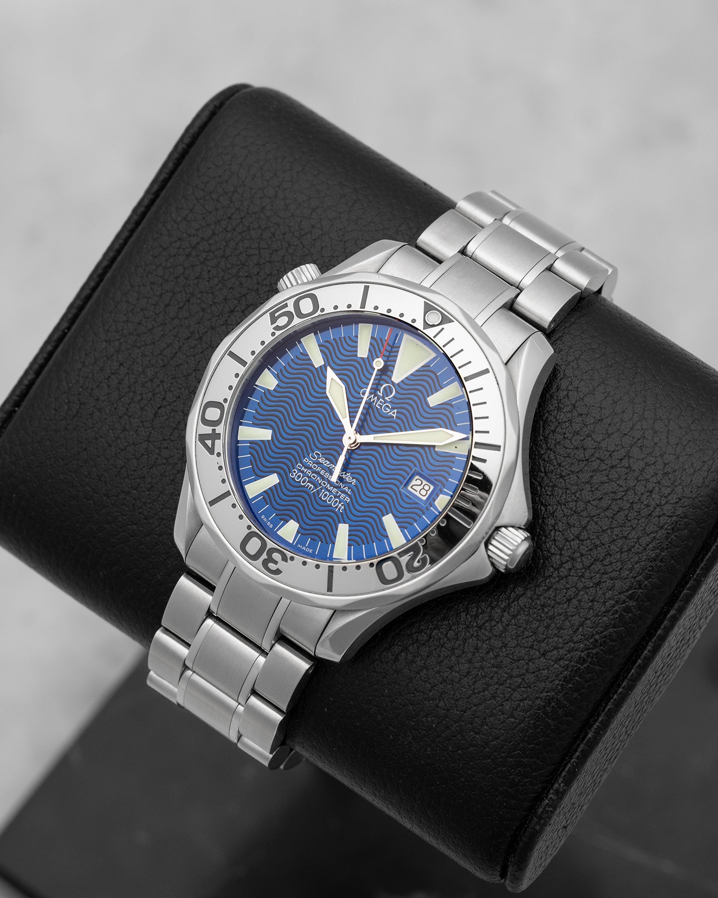 Omega Seamaster Diver 2255.80.00 | Noahs Fine Watches & Jewelry