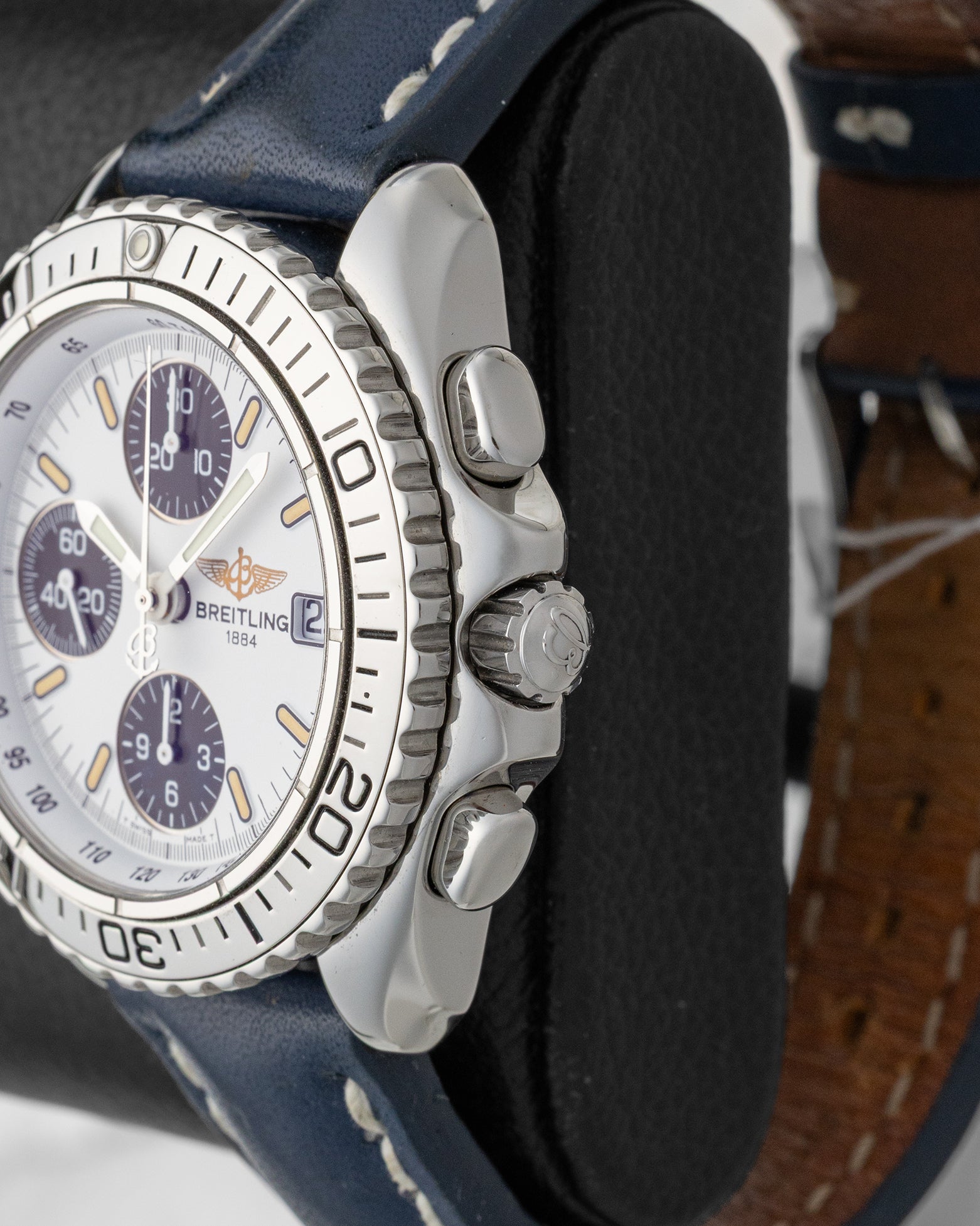 Breitling Aeromarine Shark Chronograph – Noah's Fine Watches & Jewelry