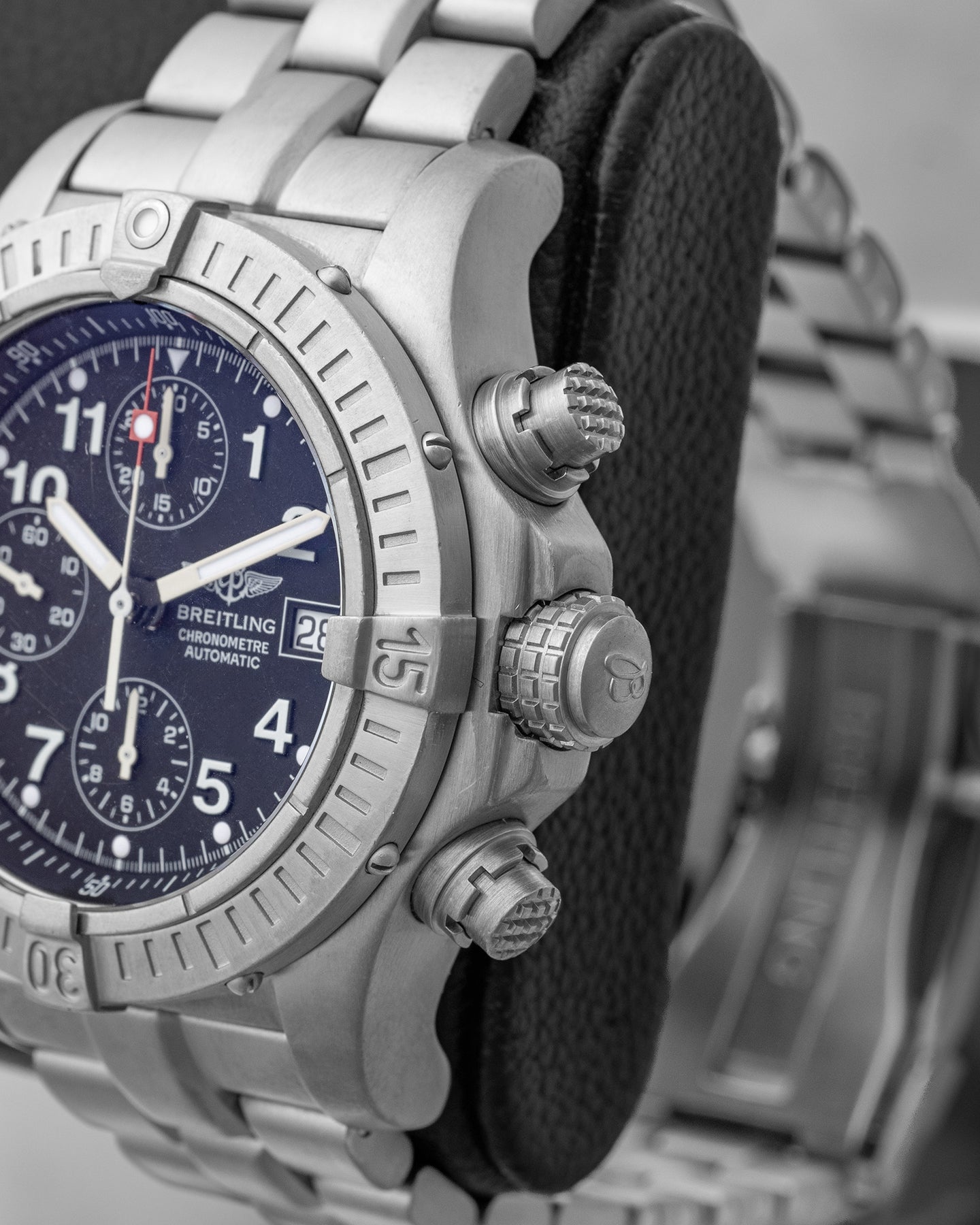 Breitling Chrono Avenger 44 E13360 | Noah's Fine Watches Dallas, Texas