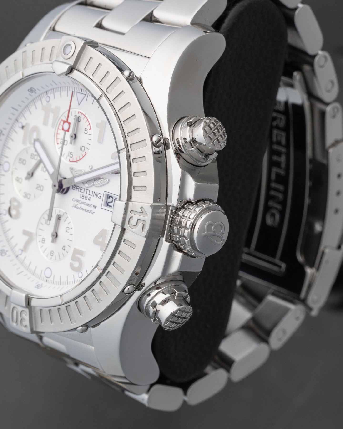 White dial Breitling Super Avenger A1337011/A562 | Noahs Fine Watches