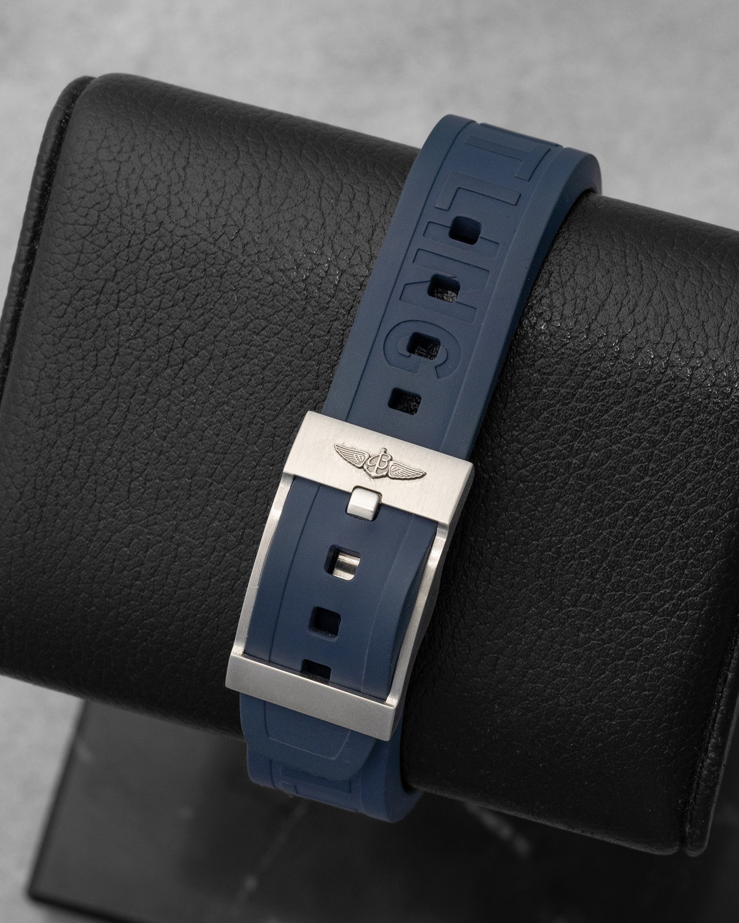 Breitling Superocean 36 Blue A17316D81C1S1 | Noahs Fine Watches DFW