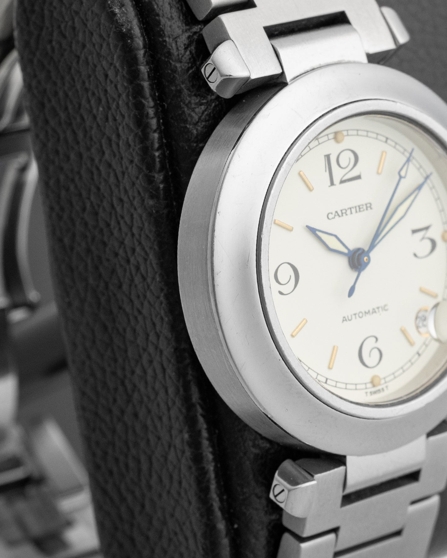 Cartier Pasha C 35 White W31015M7 – Noah's Fine Watches & Jewelry
