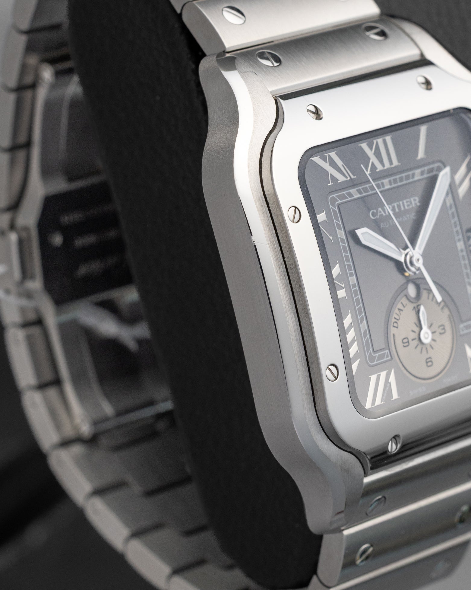 Cartier Santos de Cartier Dual Time 2026 – Noah's Fine Watches