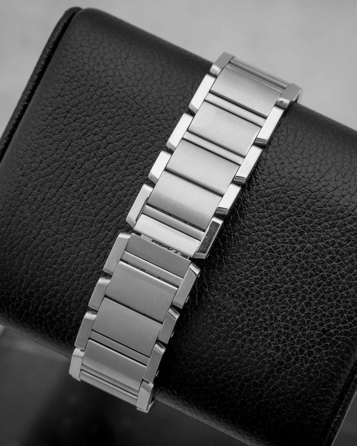 Cartier Tank Francaise 2465 Medium Watch | Noah's Fine Watches and Jewelry Dallas