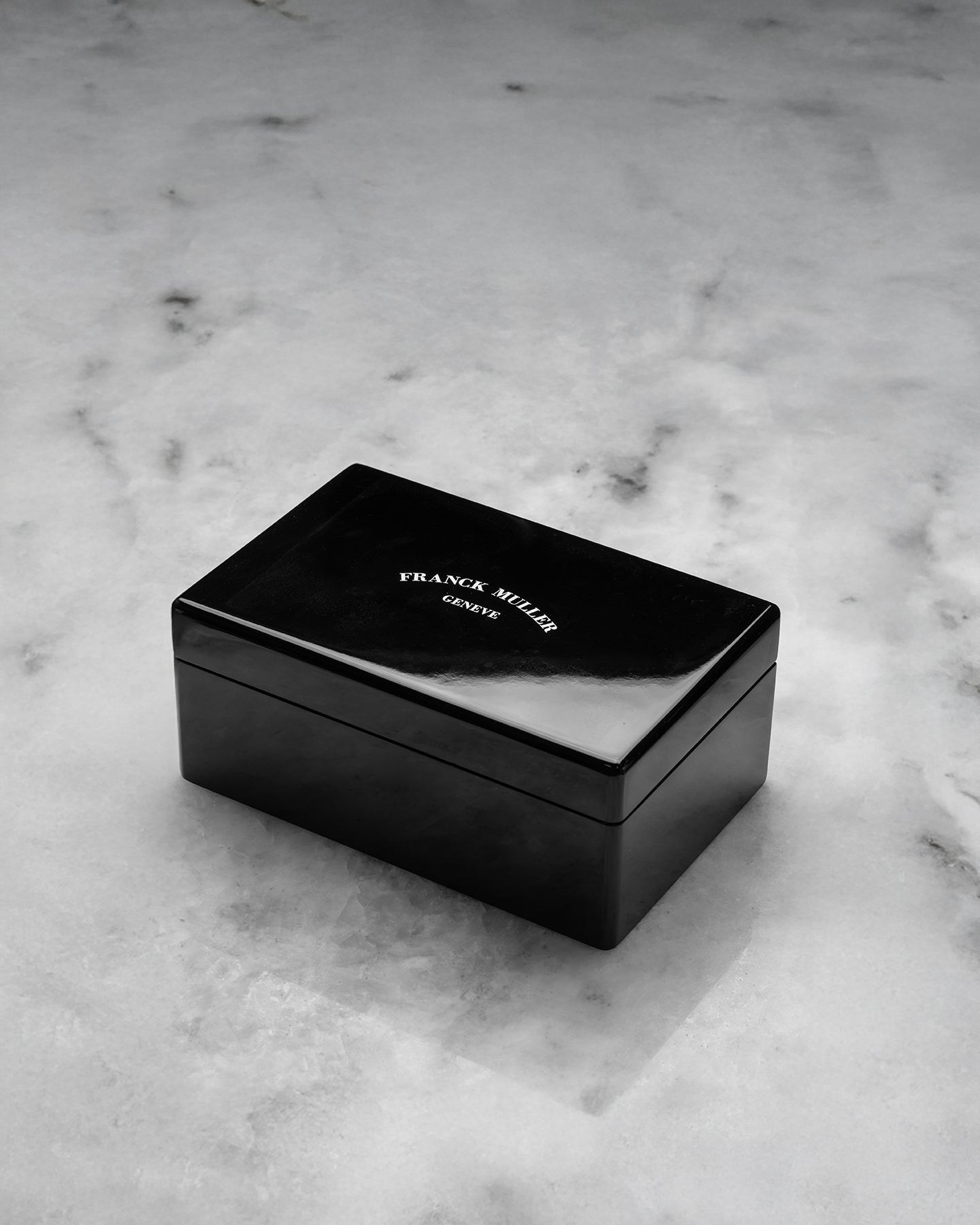 Franck Muller Vanguard Classic Black Carbon | Noah's Fine Watches TX