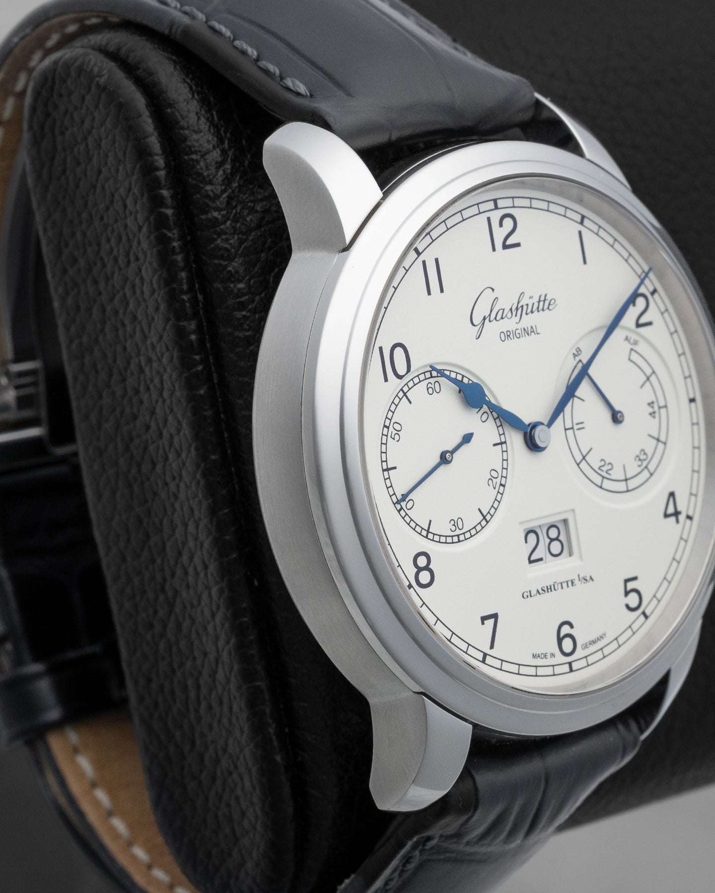 Glashütte Senator Observer 100-14-05-02-04 | Noah's Fine Watches Dallas, TX