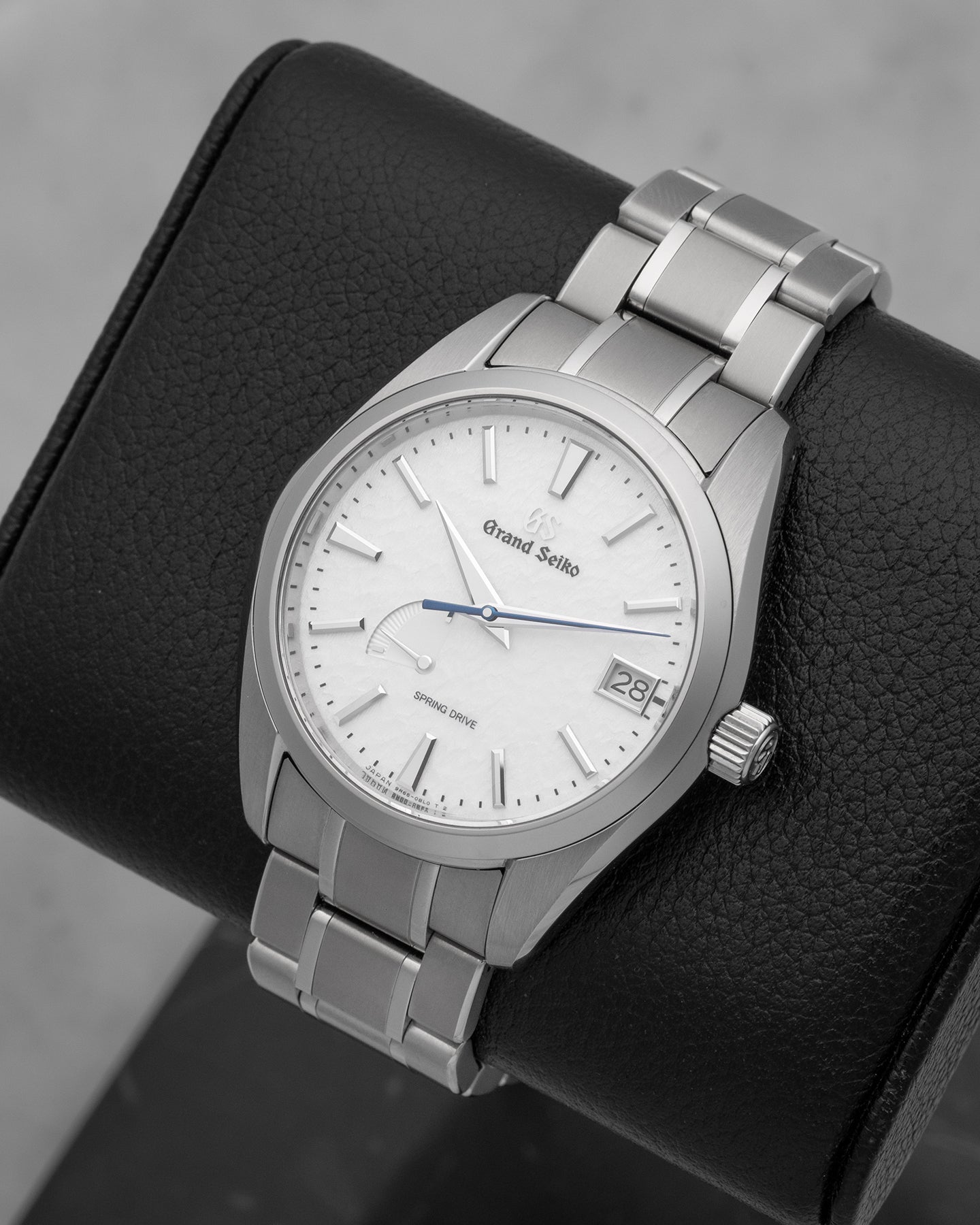 Snow White Grand Seiko Heritage Collection SBGA211 | Noah's Fine Watches Dallas, TX