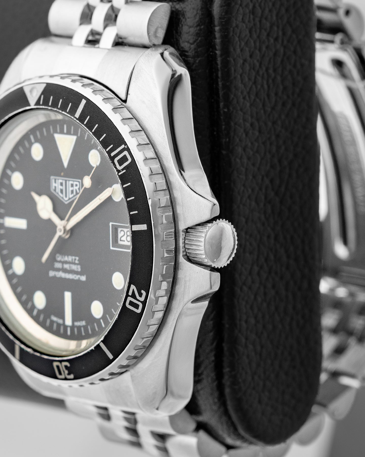 Heuer Professional 1000 980.033 | Noahs Fine Watches and Jewelry Dallas