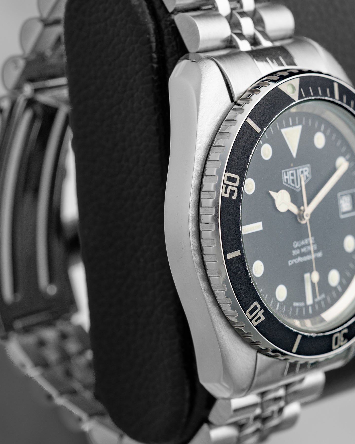 Heuer Professional 1000 980.033 | Noahs Fine Watches and Jewelry Dallas