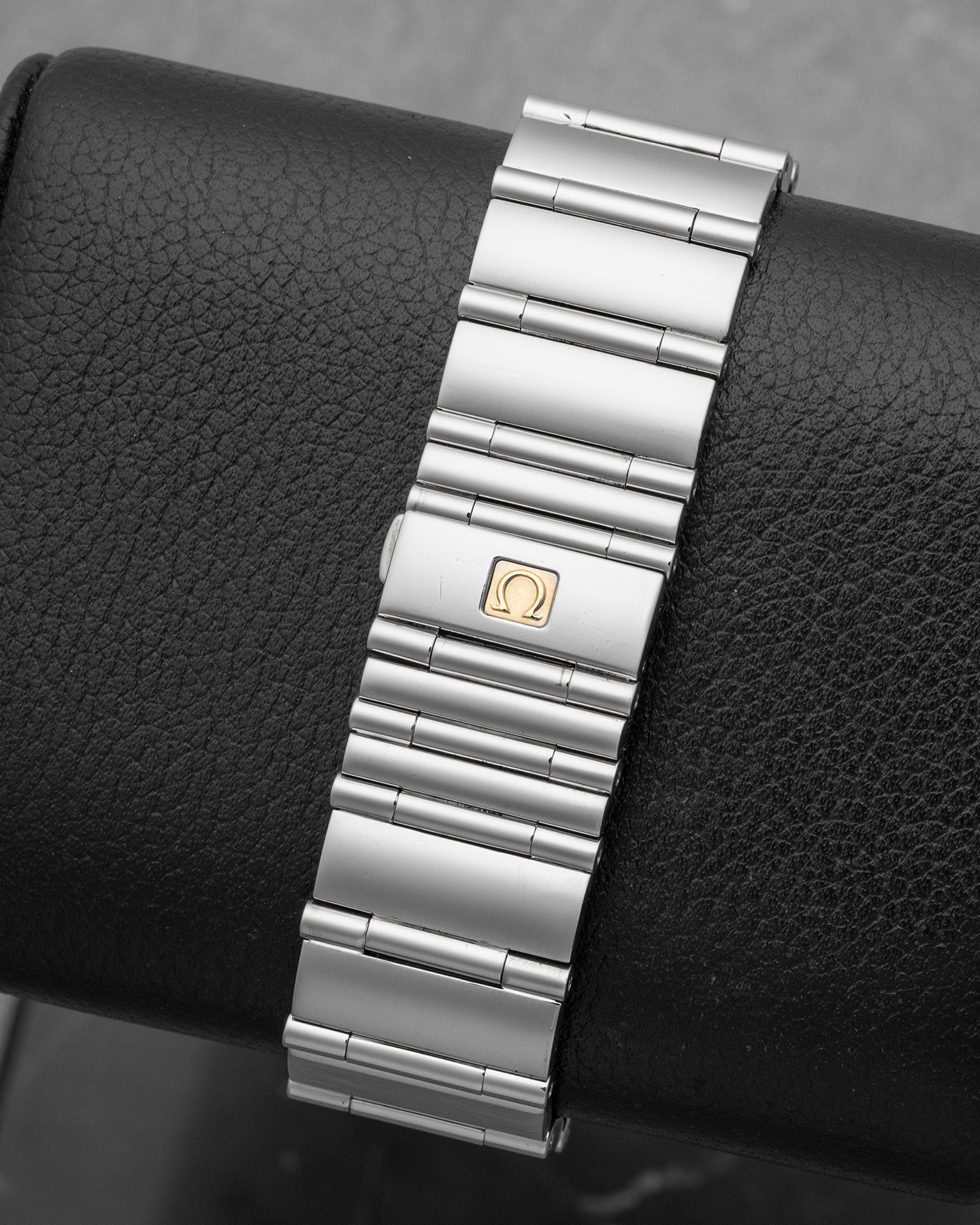 MOP Diamond Omega Constellation Quadra 1528.76.00 | Noahs Fine Watches & Jewelry