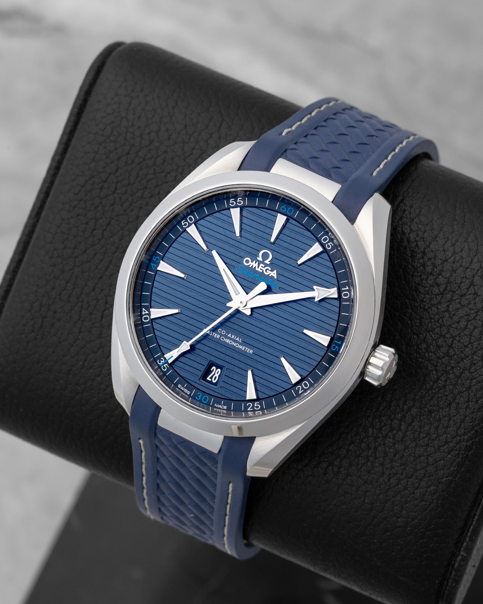 Omega Seamaster Aqua Terra 220.12.41.21.03.001 | Noah's Fine Watches