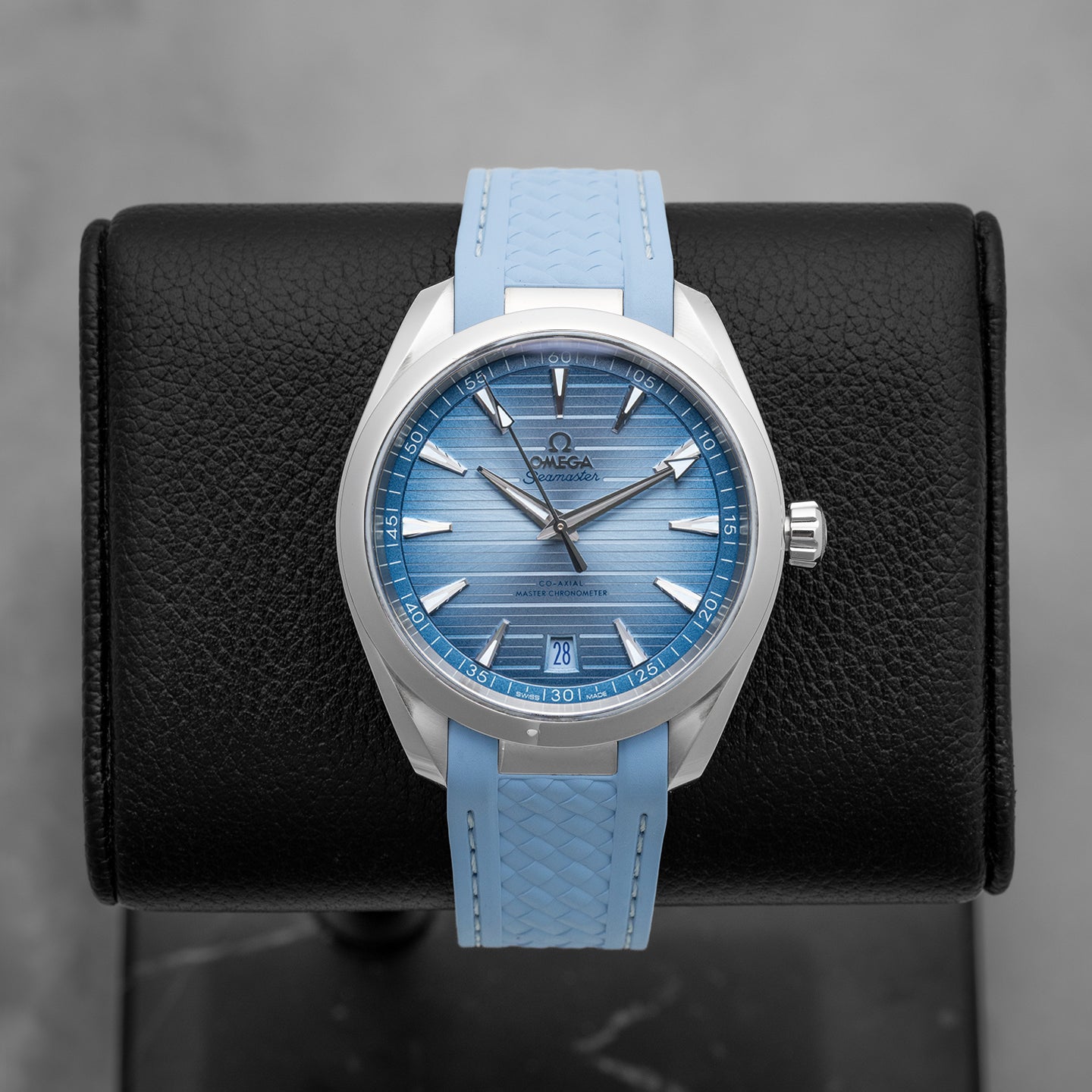 Summer Blue Omega Seamaster Aqua Terra | Noah's Fine Watches Dallas, TX