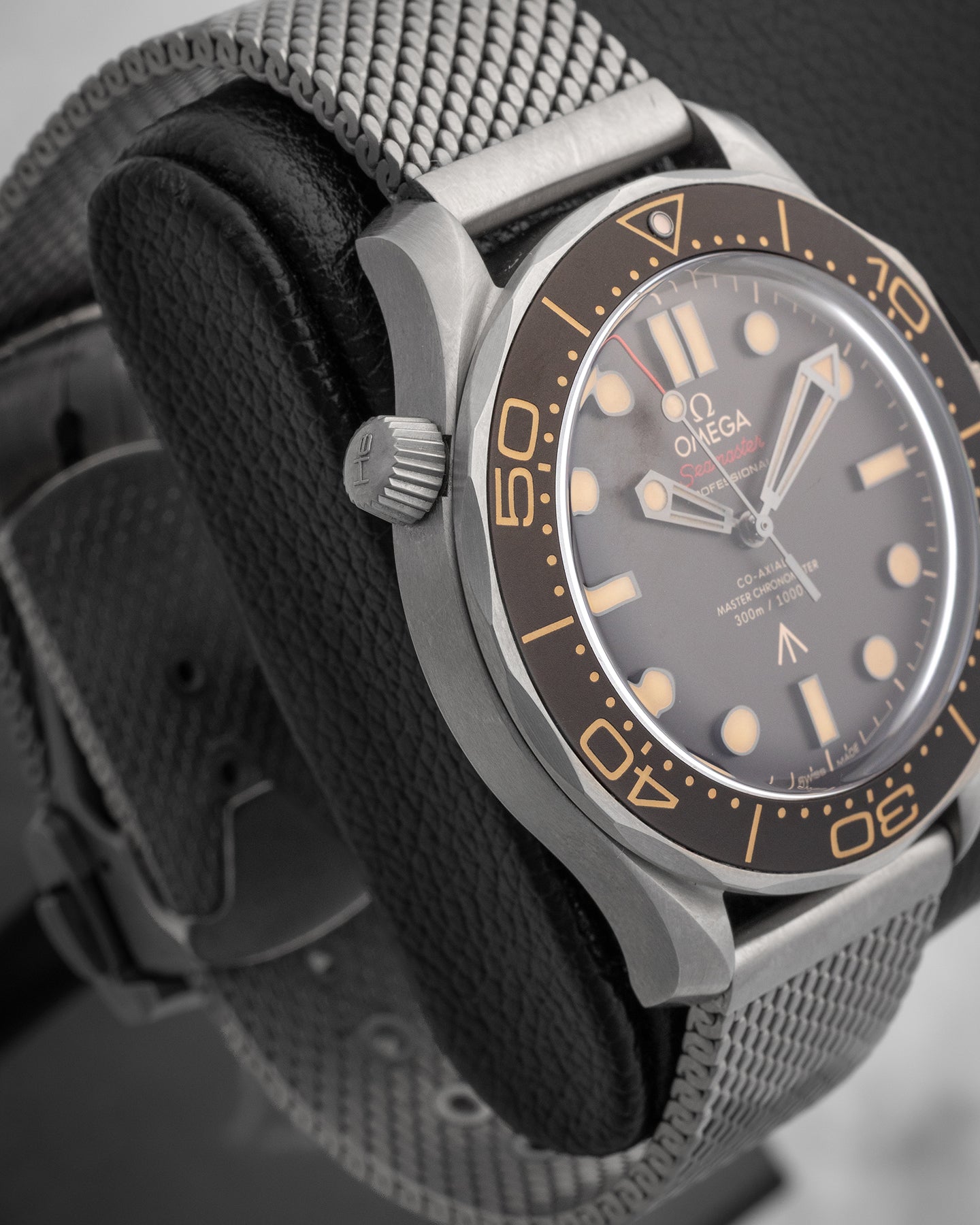 Omega Seamaster Diver 007 210.90.42.20.01.001