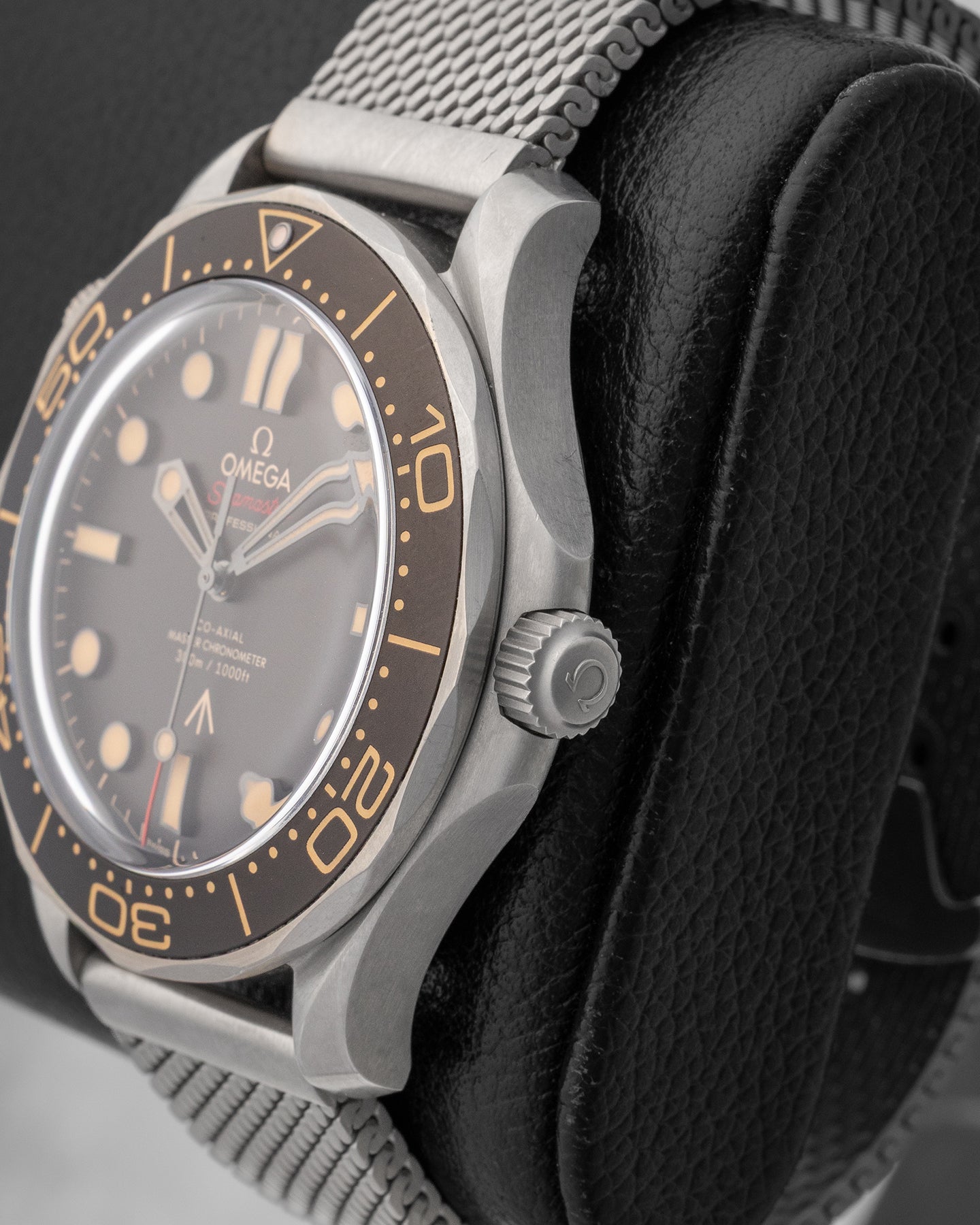 Omega Seamaster Diver 007 210.90.42.20.01.001