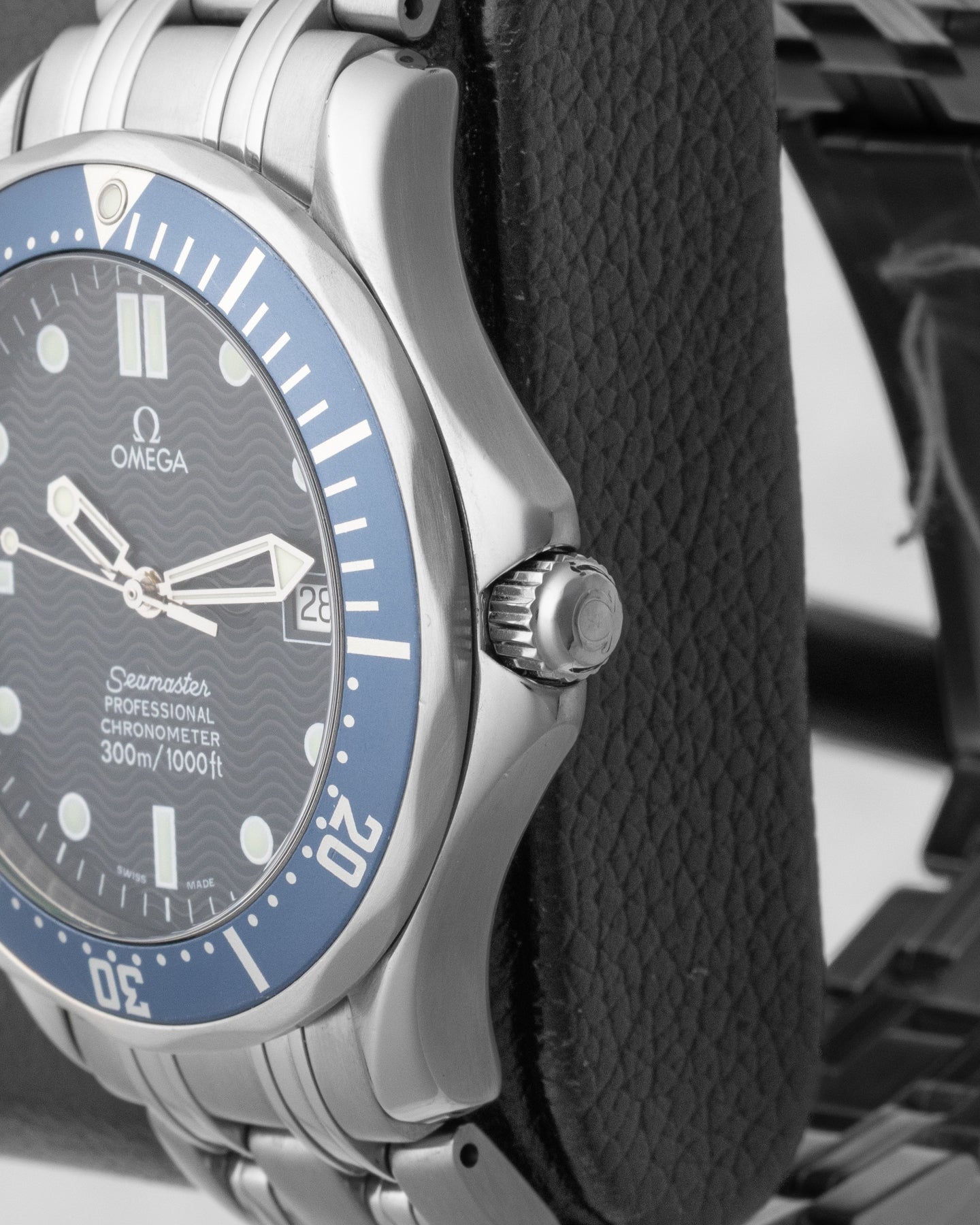 Bond Watch Omega Seamaster 2531.80.00 | Noahs Fine Watches and Jewelry