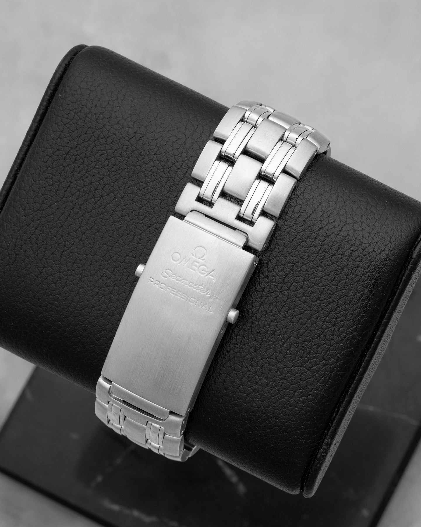 Bond Watch Omega Seamaster 2531.80.00 | Noahs Fine Watches and Jewelry