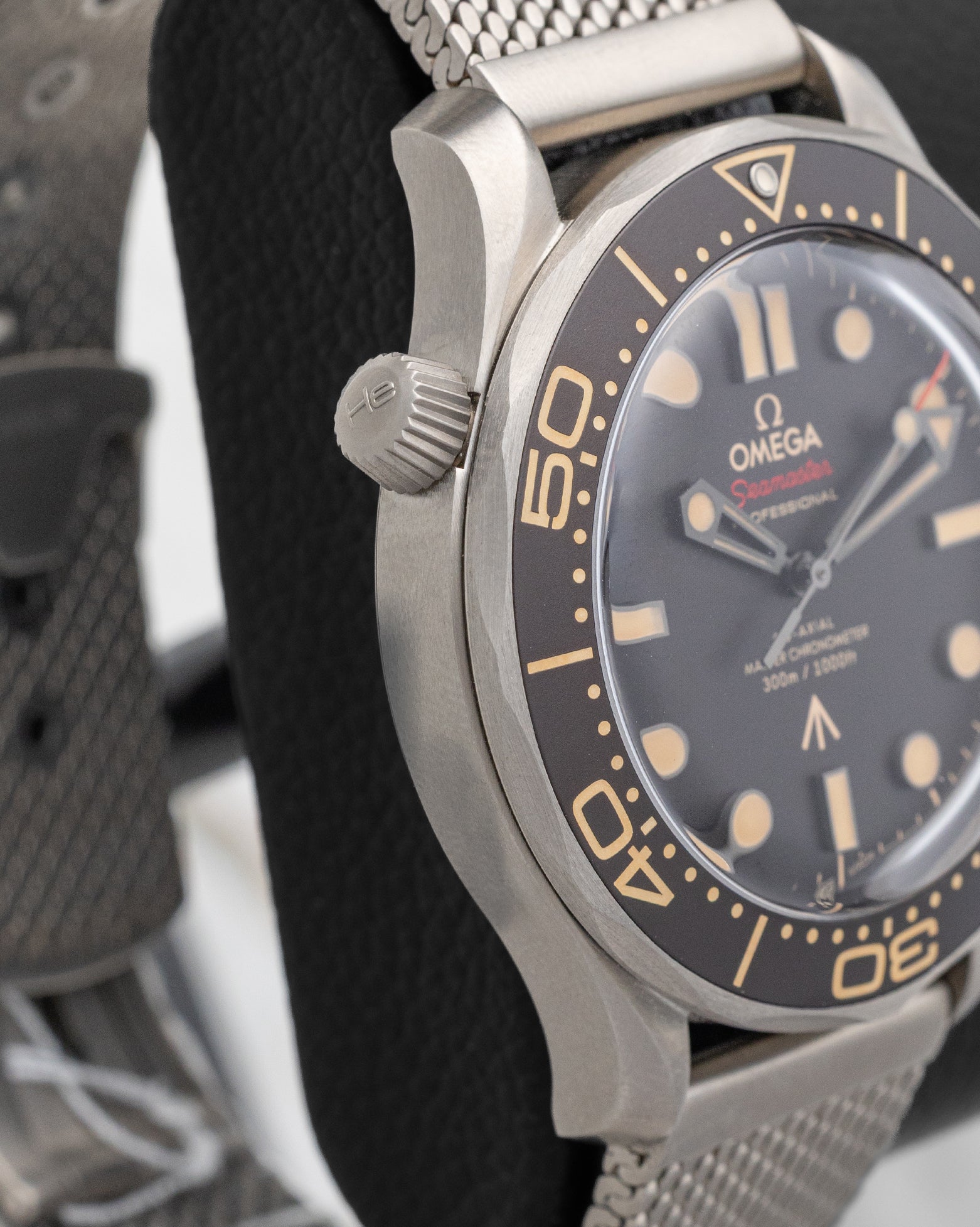 Omega Seamaster 210.90.42.20.01.001 James Bond | Noah's Fine Watches Dallas