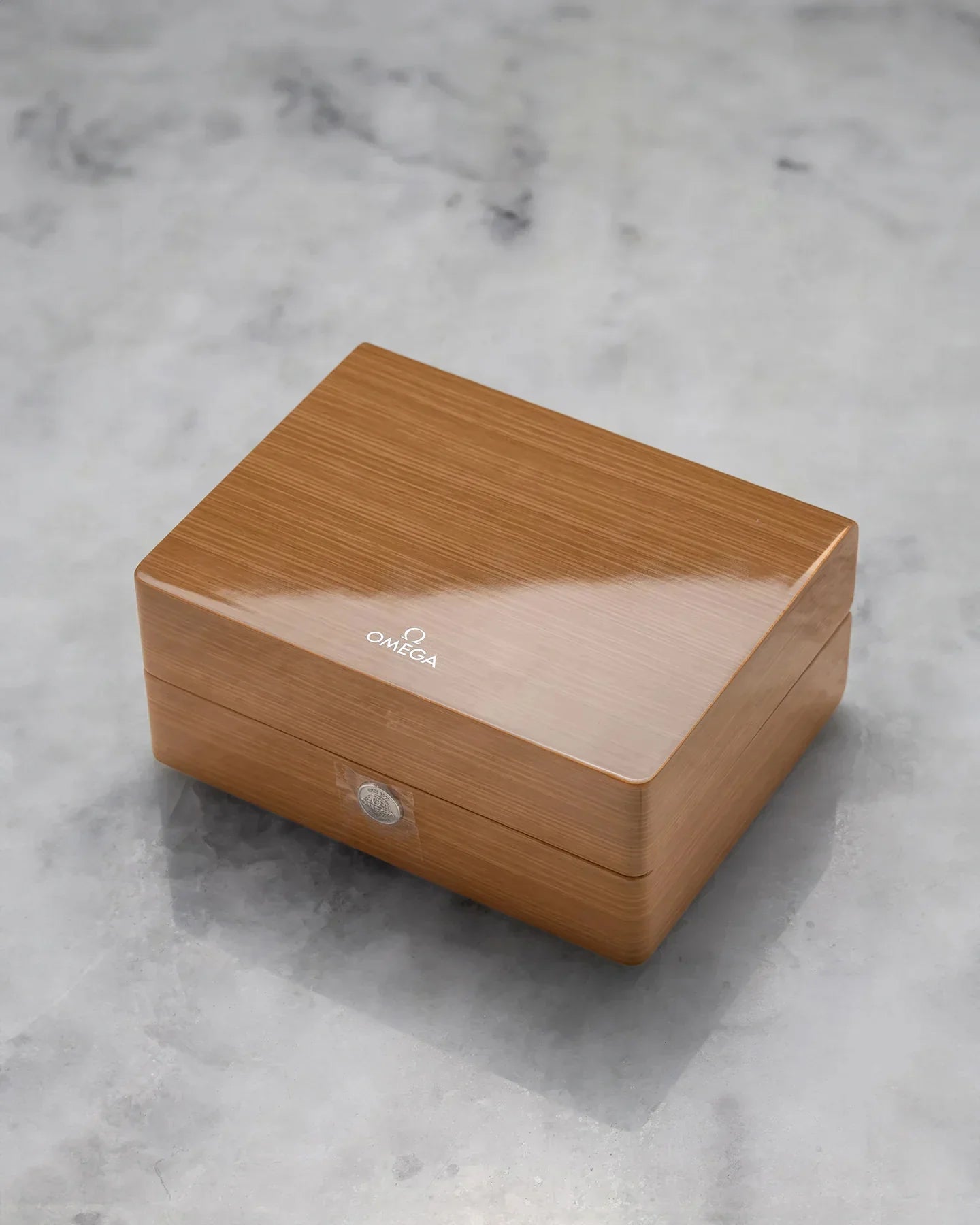 Steel & Sedna Gold Omega Seamaster Diver 21022422001002 | Noah's Fine Watches