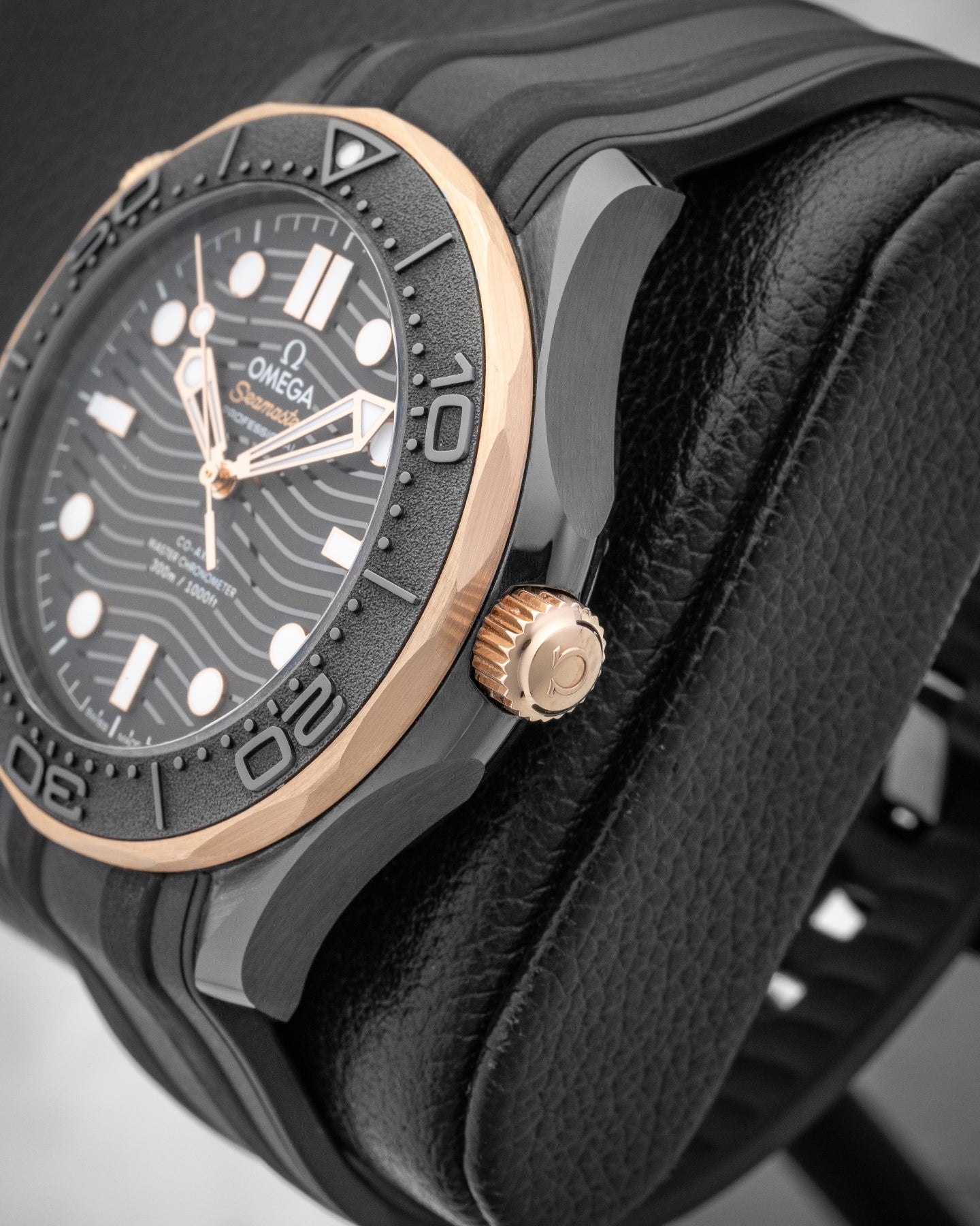 Black Ceramic Seamaster Diver 300M 210.62.44.20.01.001 Omega Watch | Noah's Fine Watches