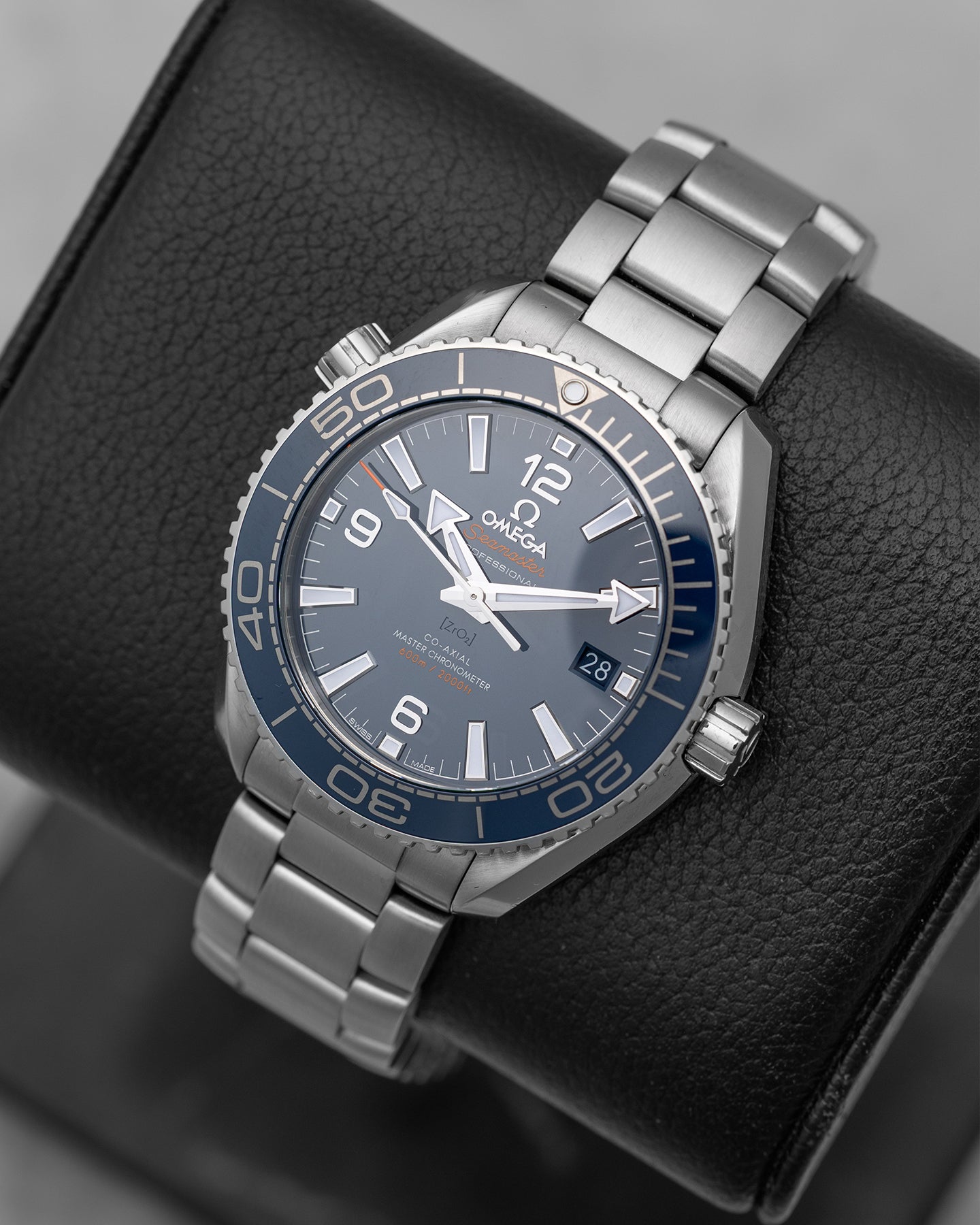 39.7mm Omega Seamaster Planet Ocean 600M | Noah's Fine Watches