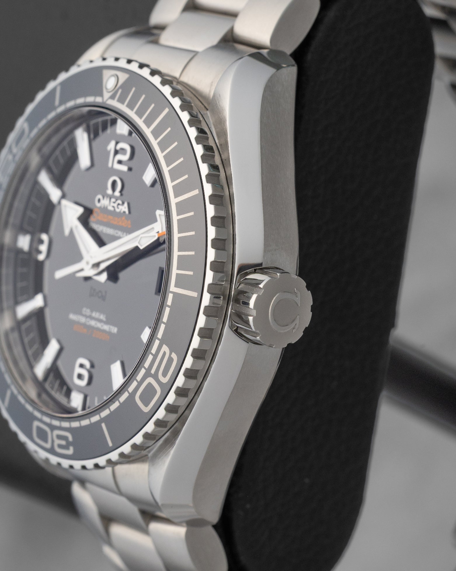 Omega Seamaster Planet Ocean 600M 215.33.44.21.01.001 | Noah's Fine Watches Dallas