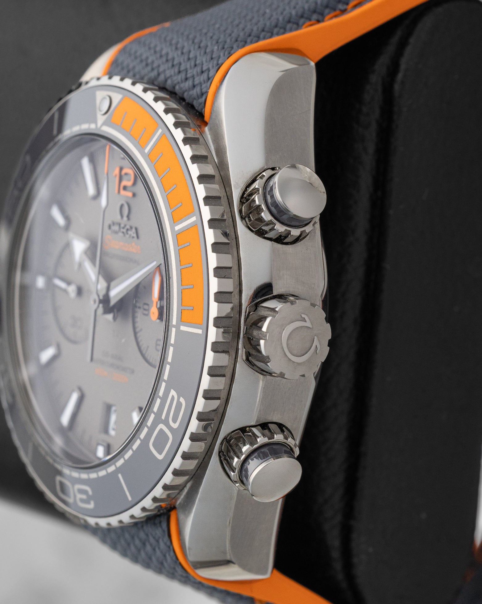 Omega Seamaster Planet Ocean 600M 21592465199001 | Noah's Fine Watches