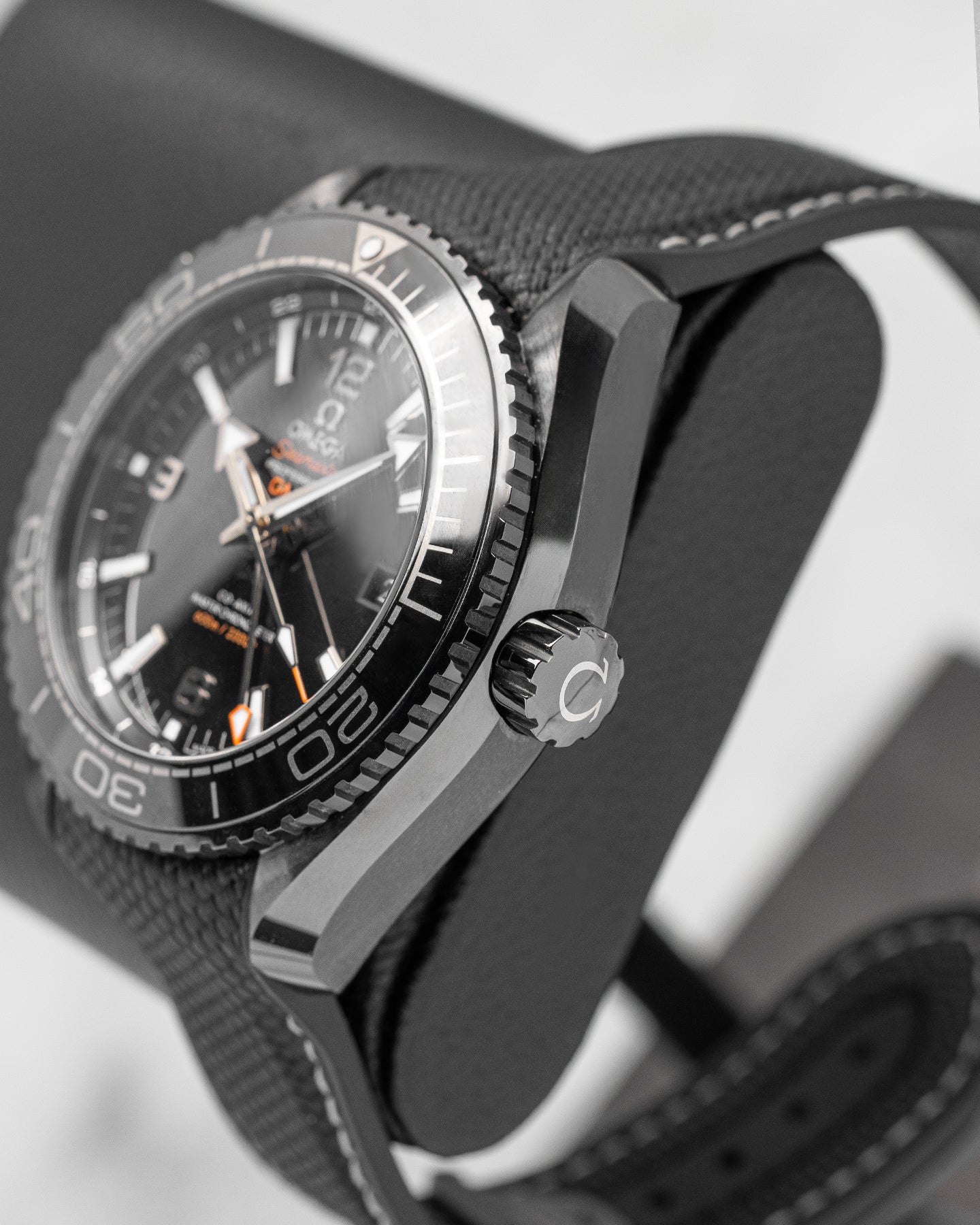 Black Ceramic Omega Seamaster GMT 21592462201001 Watch | Noah's Fine Watches and Jewelry