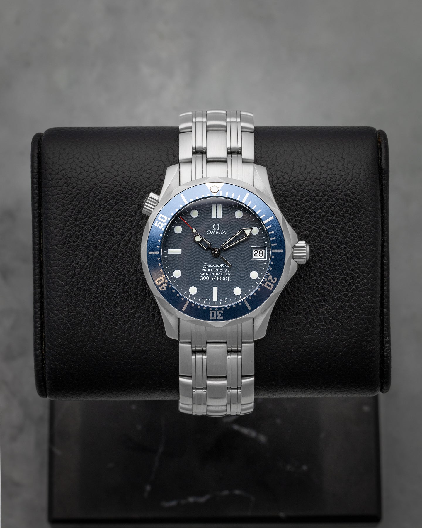 Omega Seamaster Professional 2551.80.00 | Noah's Fine Watches Dallas, Texas