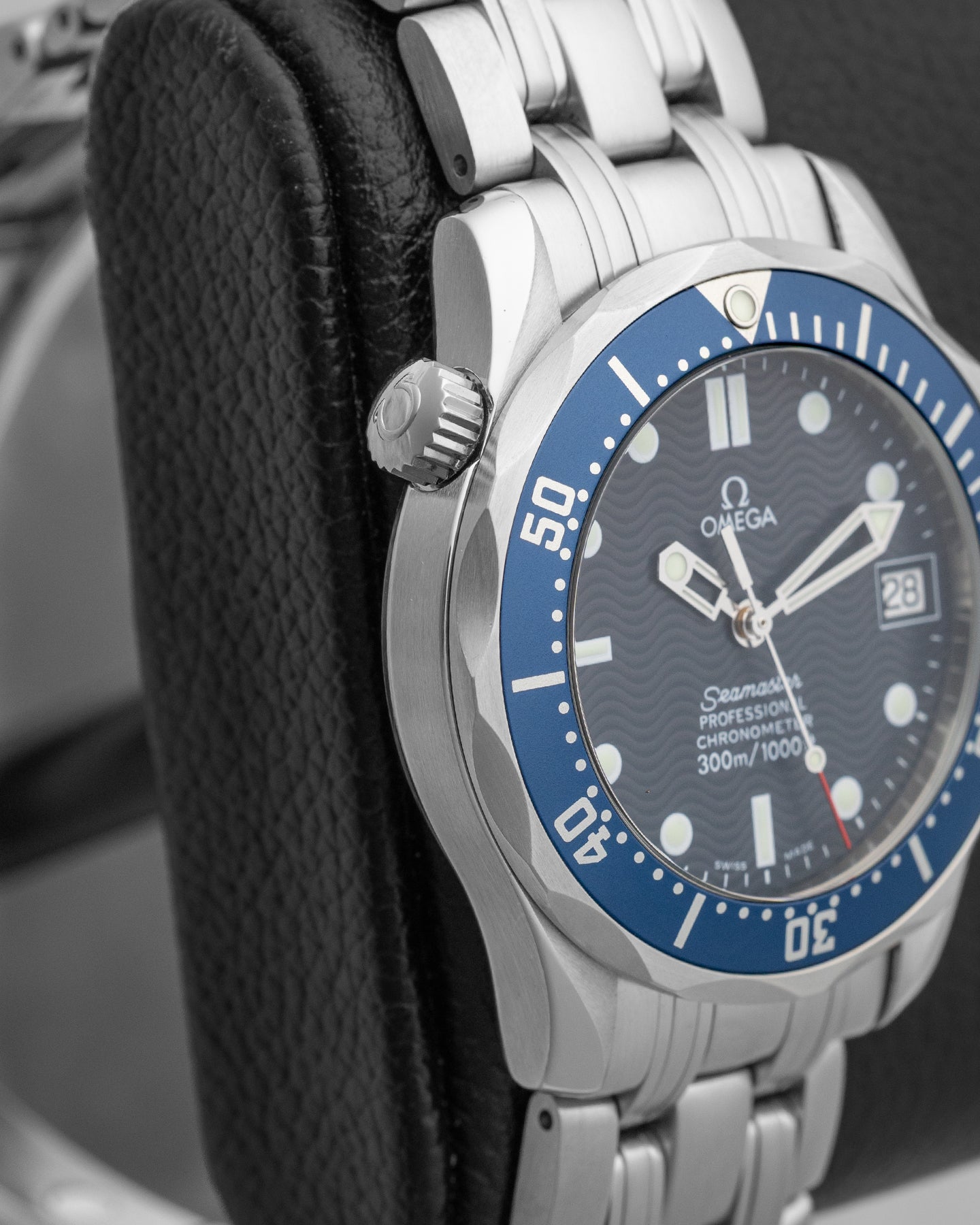 Omega Seamaster Professional 2551.80.00 | Noah's Fine Watches Dallas, Texas