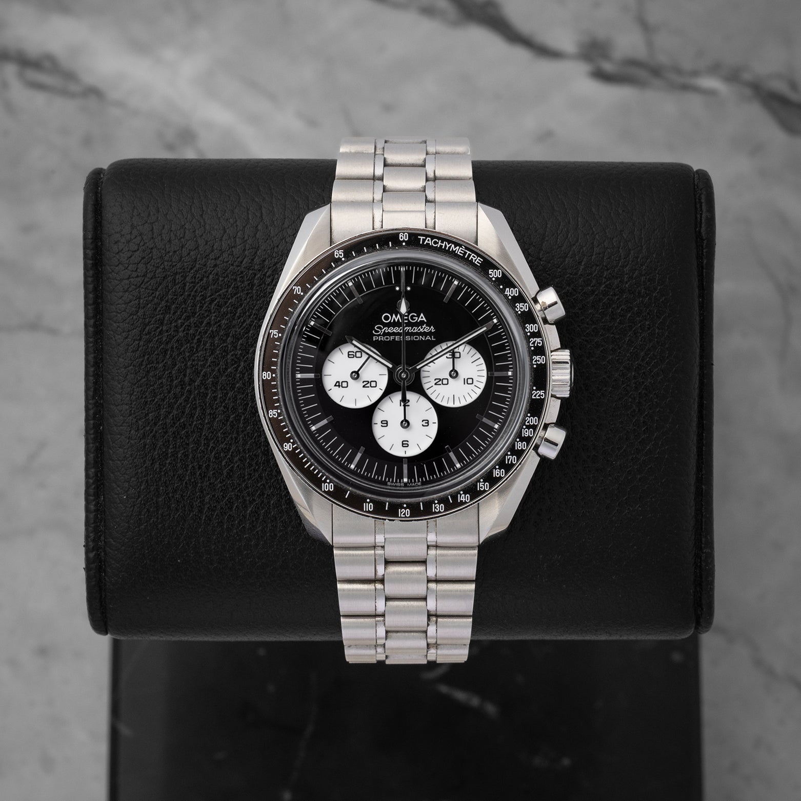 2026 Omega Speedmaster Moonwatch 42 31030425001004 | Noah's Fine Watches