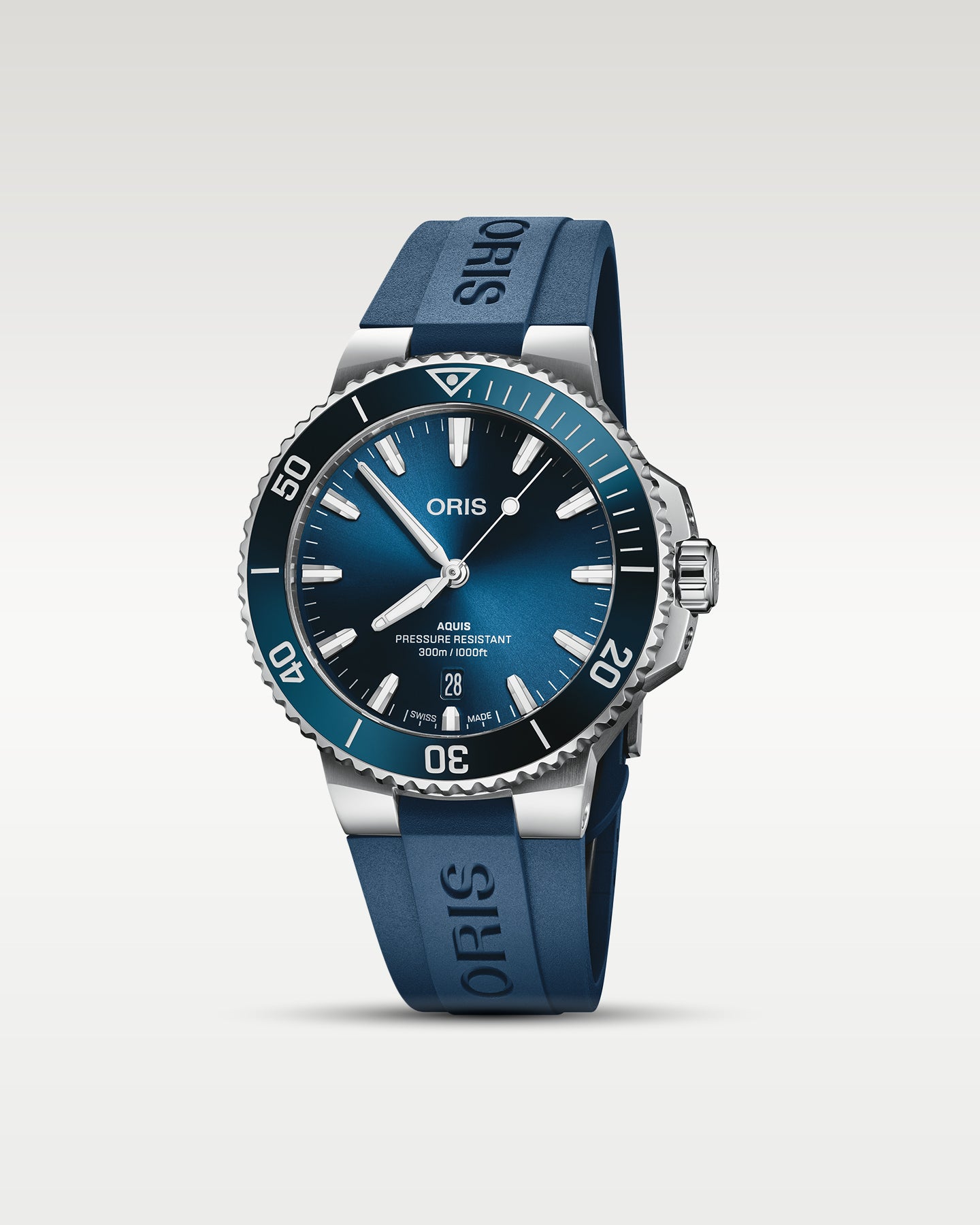 Blue 41.5mm Oris Aquis Date | Noah's Fine Watches Dallas, Texas