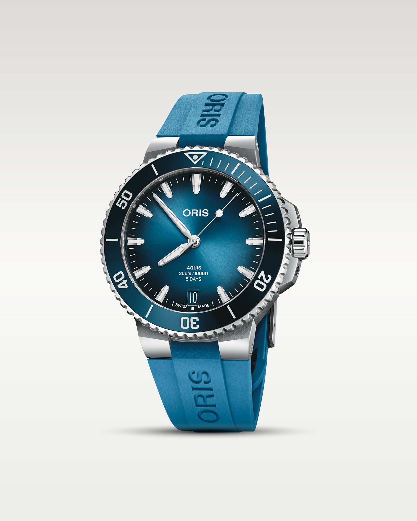 Steel Blue Oris Aquis Date Calibre 400 | Noah's Fine Watches Dallas, Texas