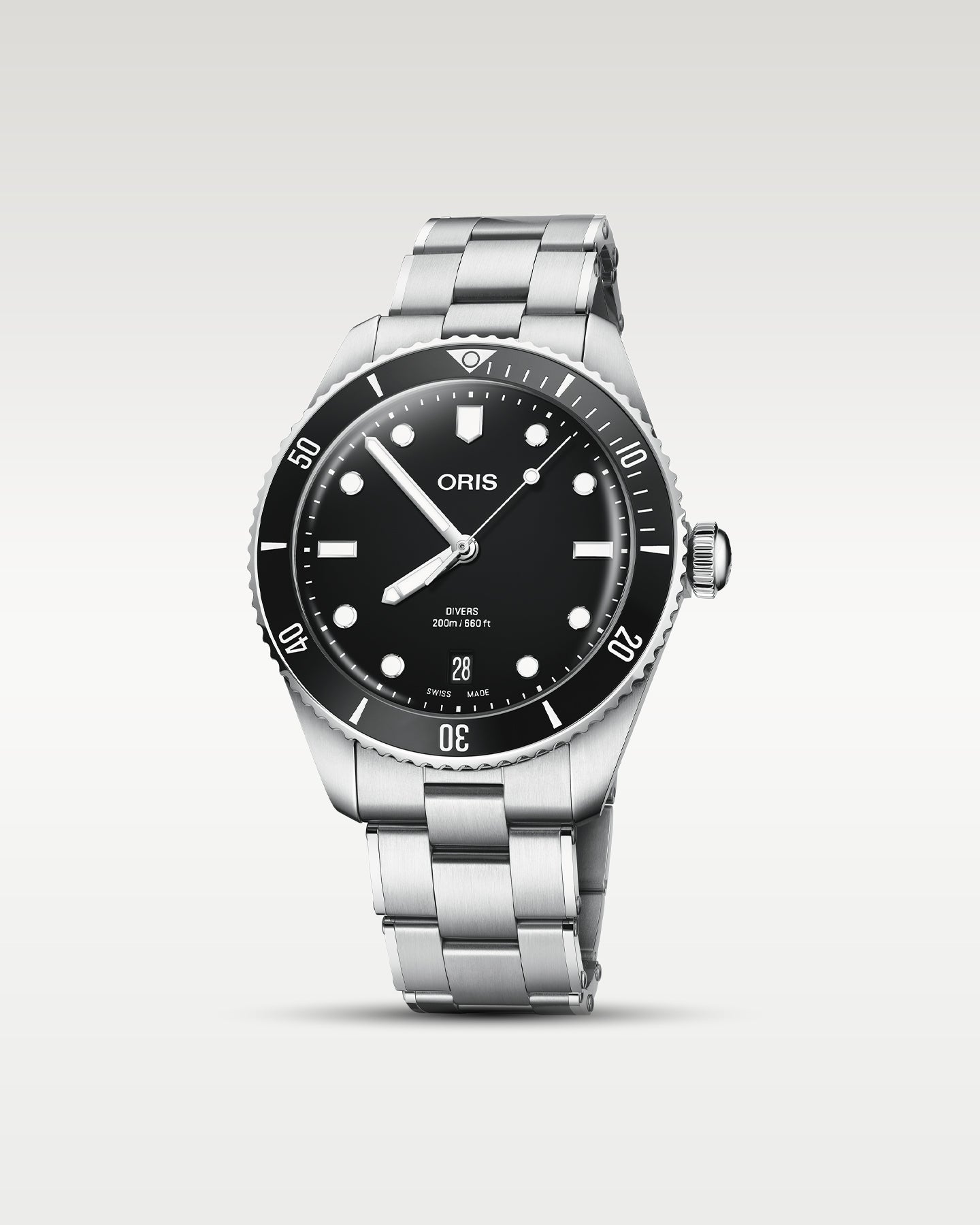 Steel Black 39mm Oris Divers Date | Noah's Fine Watches Dallas, Texas