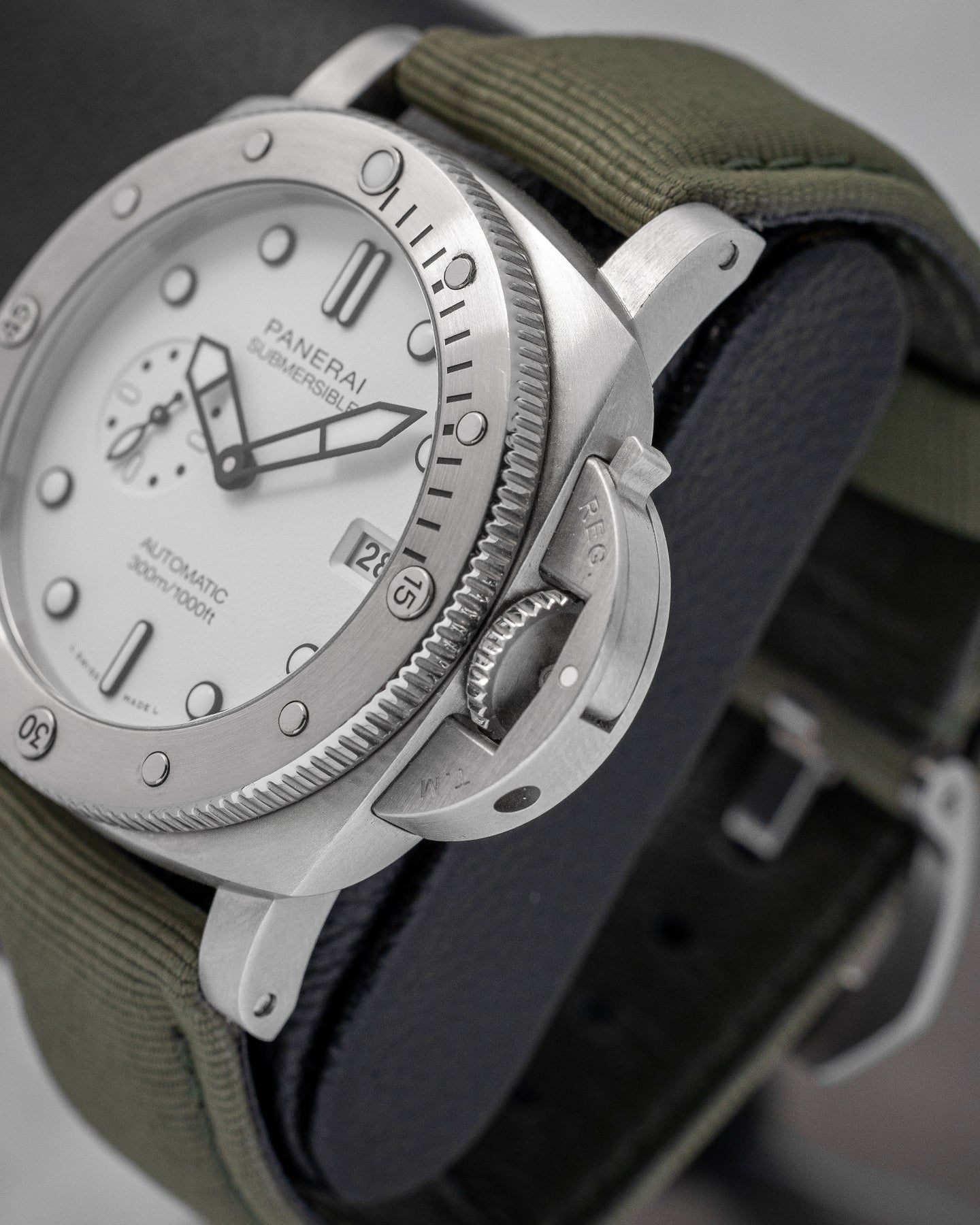 Panerai Submersible PAM01226 | Preowned Panerai – Noah's Fine