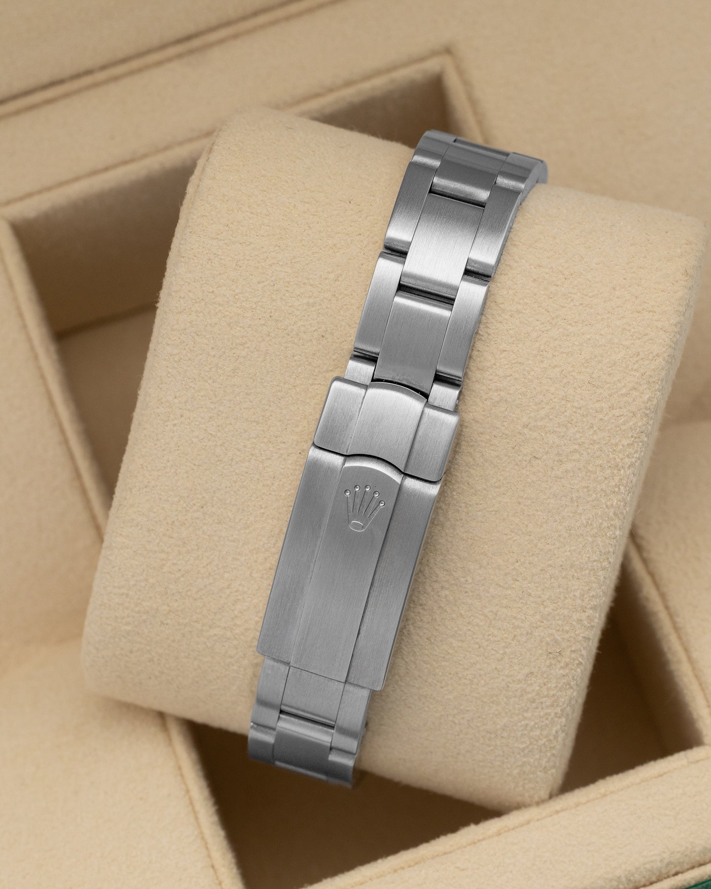 White Rolex Oyster Perpetual 26 176200 | Noahs Fine Watches and Jewelry TX