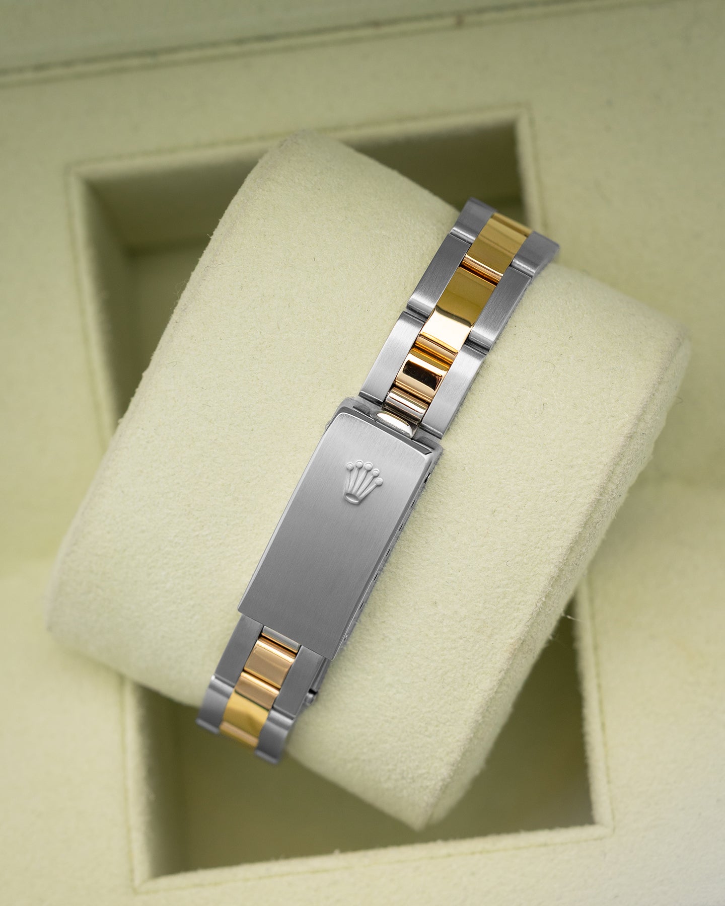 Women's Rolex Oyster Perpetual 76183 | Noah's Fine Watches Dallas, TX