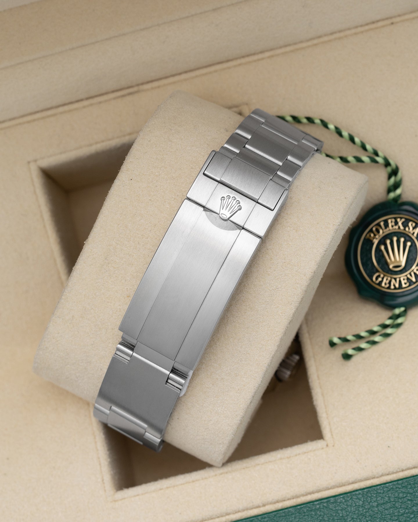 Rolex Sea-Dweller Deepsea 44 126660 – Noah's Fine Watches & Jewelry