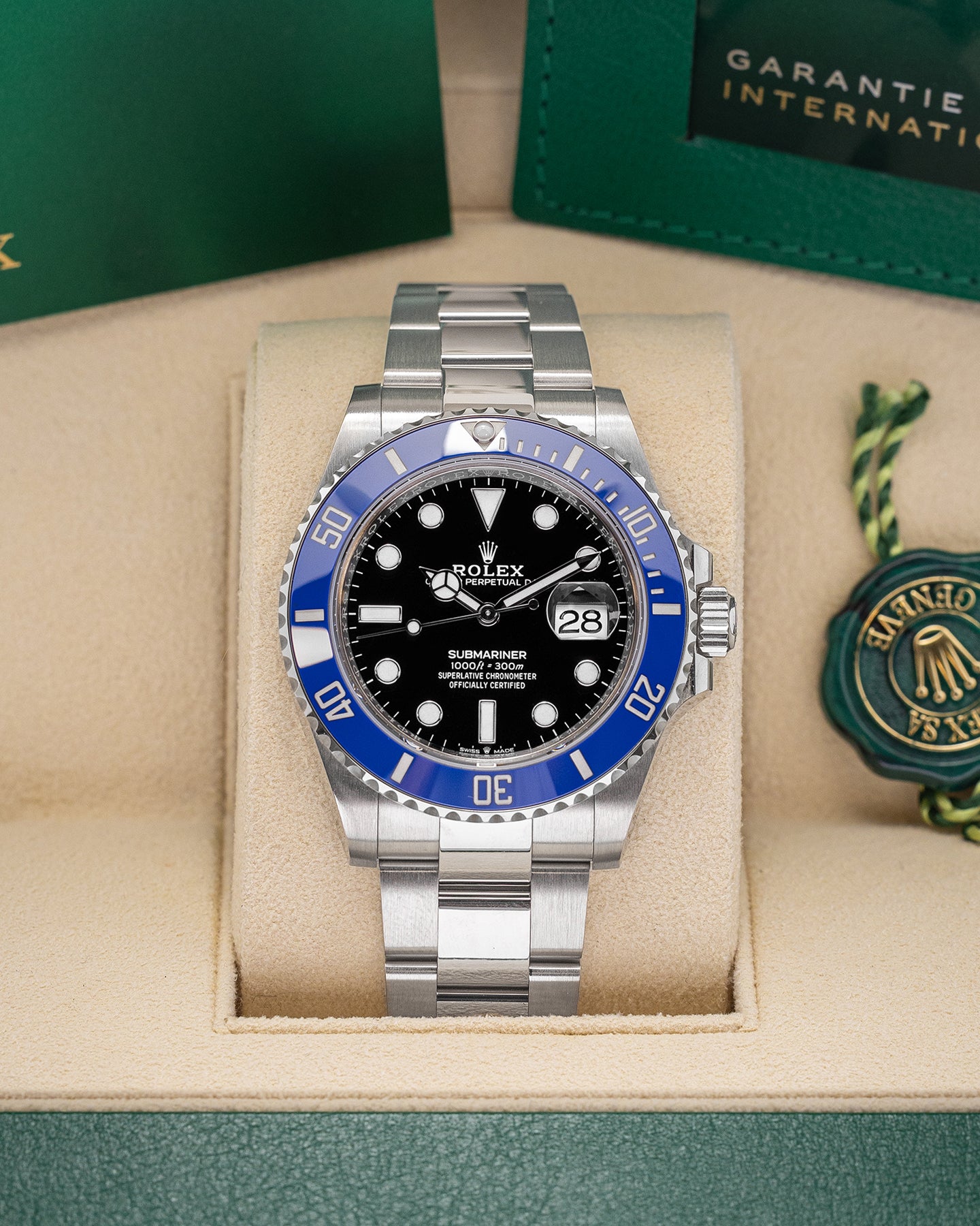 2022 Rolex Submariner 126619LB Watch | Noah's Fine Watches and Jewelry Dallas