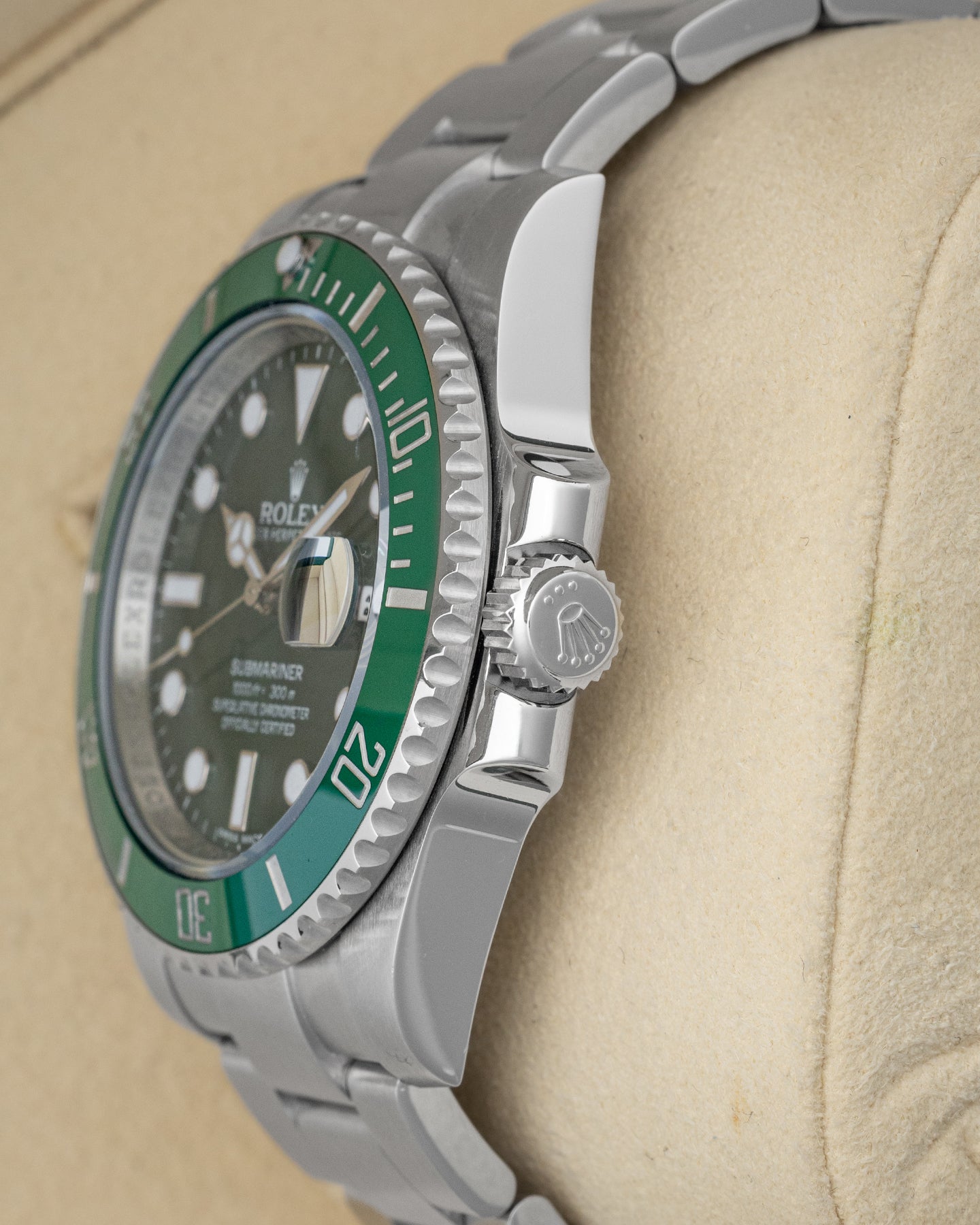 Hulk Rolex Submariner Date 116610LV | Noah's Fine Watches Frisco, Texas