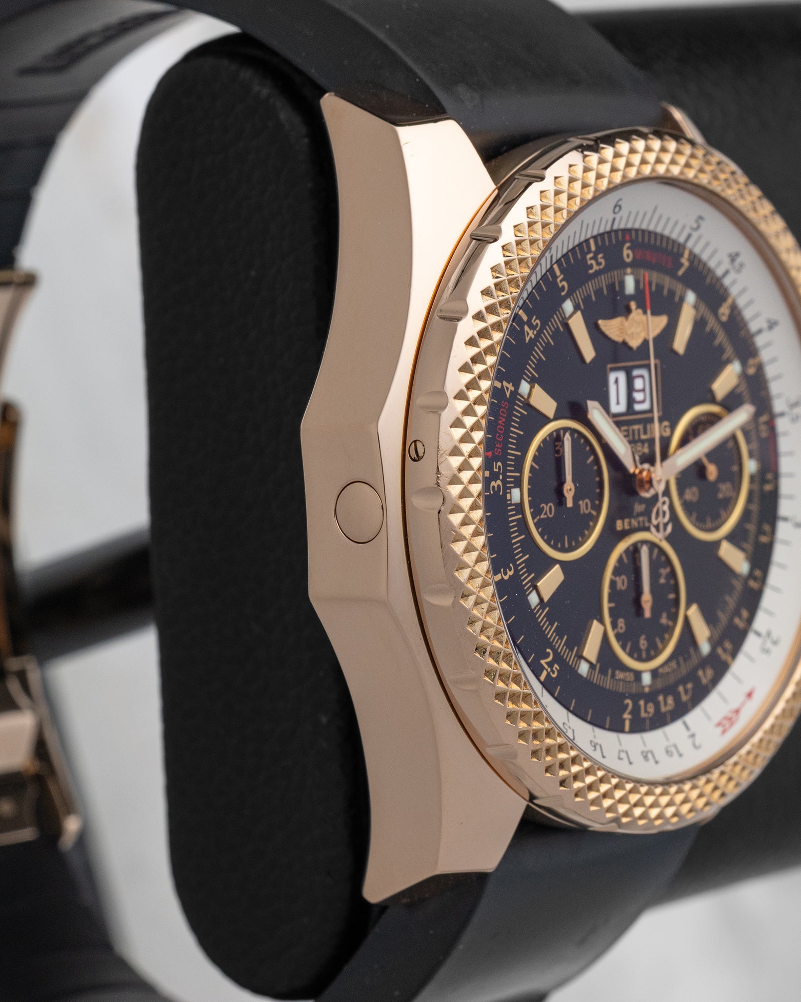 Breitling Bentley 6.75 R44367 | Noah's Fine Watches & Jewelry Dallas