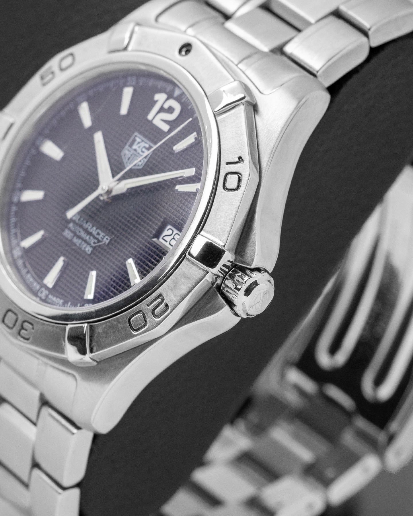 し*こ様 TAG Heuer AQUARACER 300M 腕時計 本体　waf Tag Heuer Aquaracer WAF2110 | Pre-Owned Tag Heuer – Noah's Fine